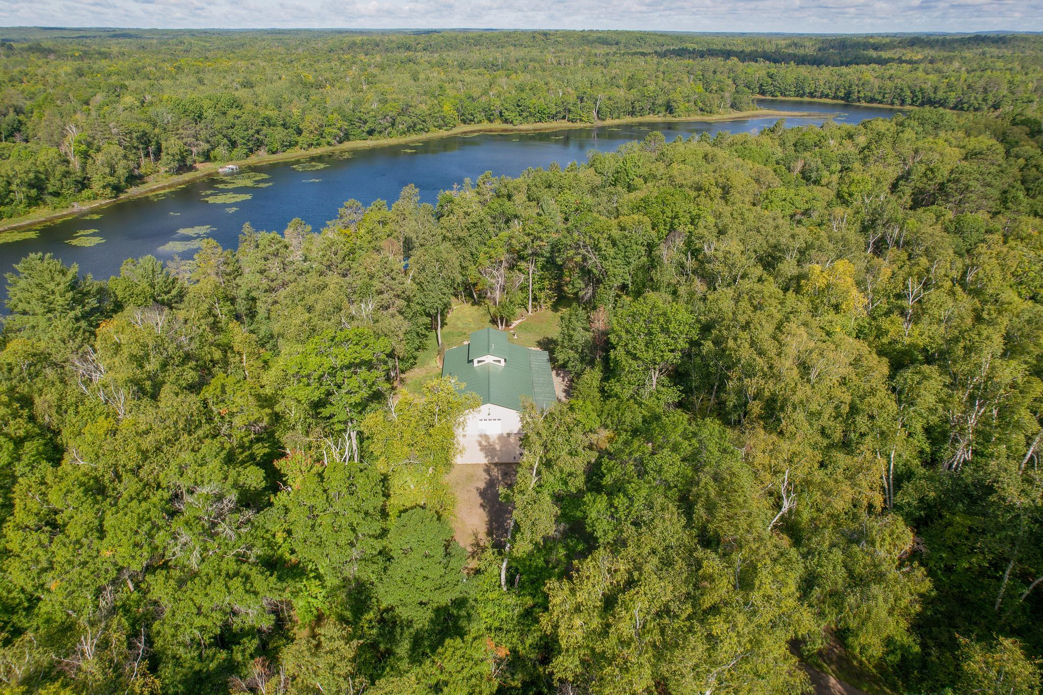 2015 single family home for sale at 42937 Minnie Lake Drive in Emily, MN — 2 bed, 2 bath (photo 5 of 64)