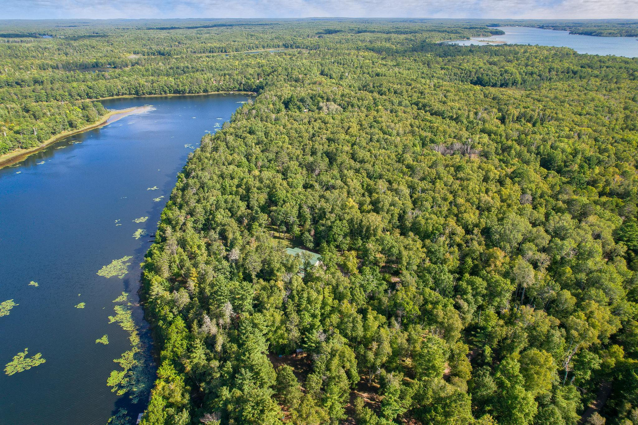 2015 single family home for sale at 42937 Minnie Lake Drive in Emily, MN — 2 bed, 2 bath (photo 6 of 64)