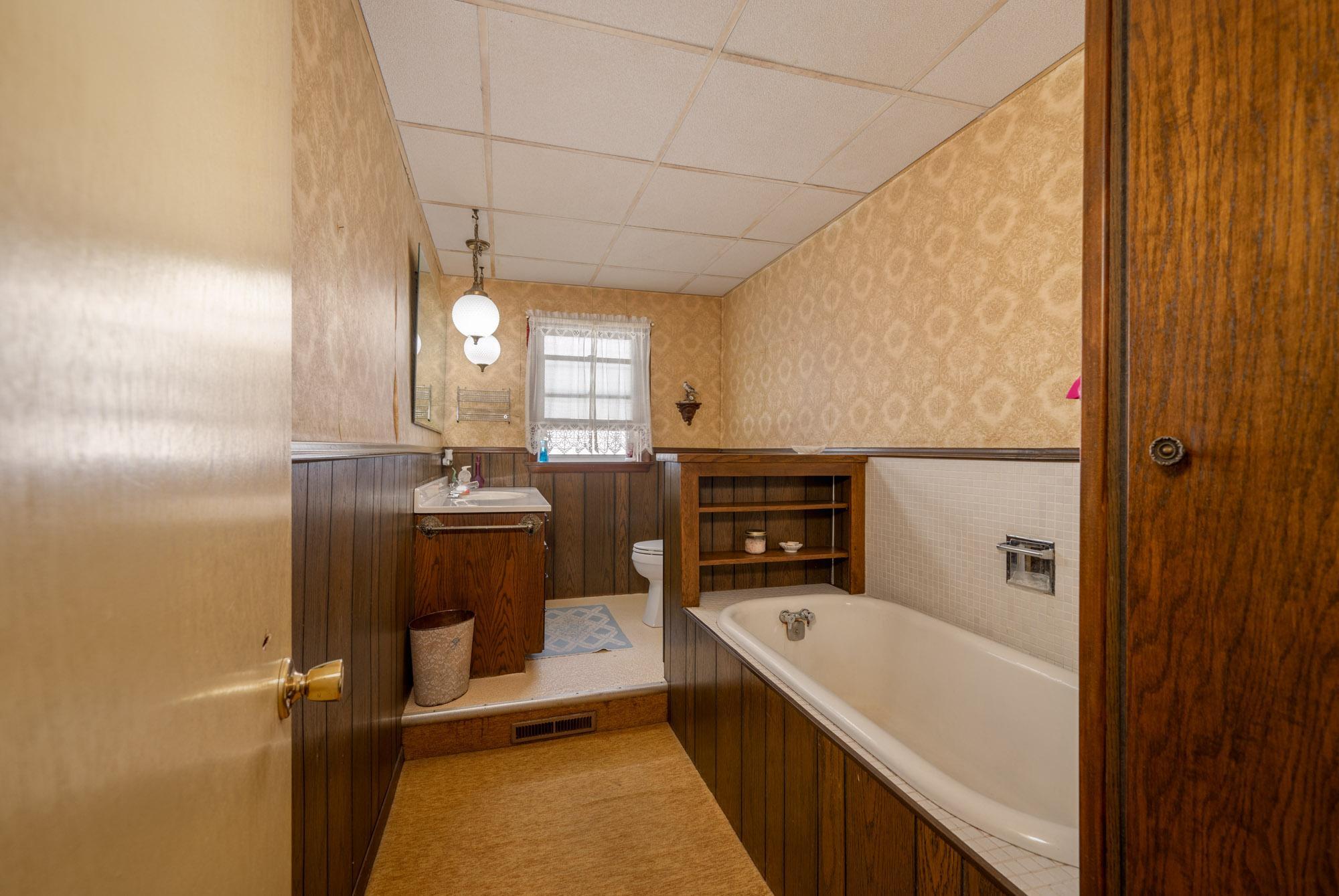 1905 single family home for sale at 213 Sadie Street in Marble, MN — 3 bed, 2 bath (photo 20 of 47)