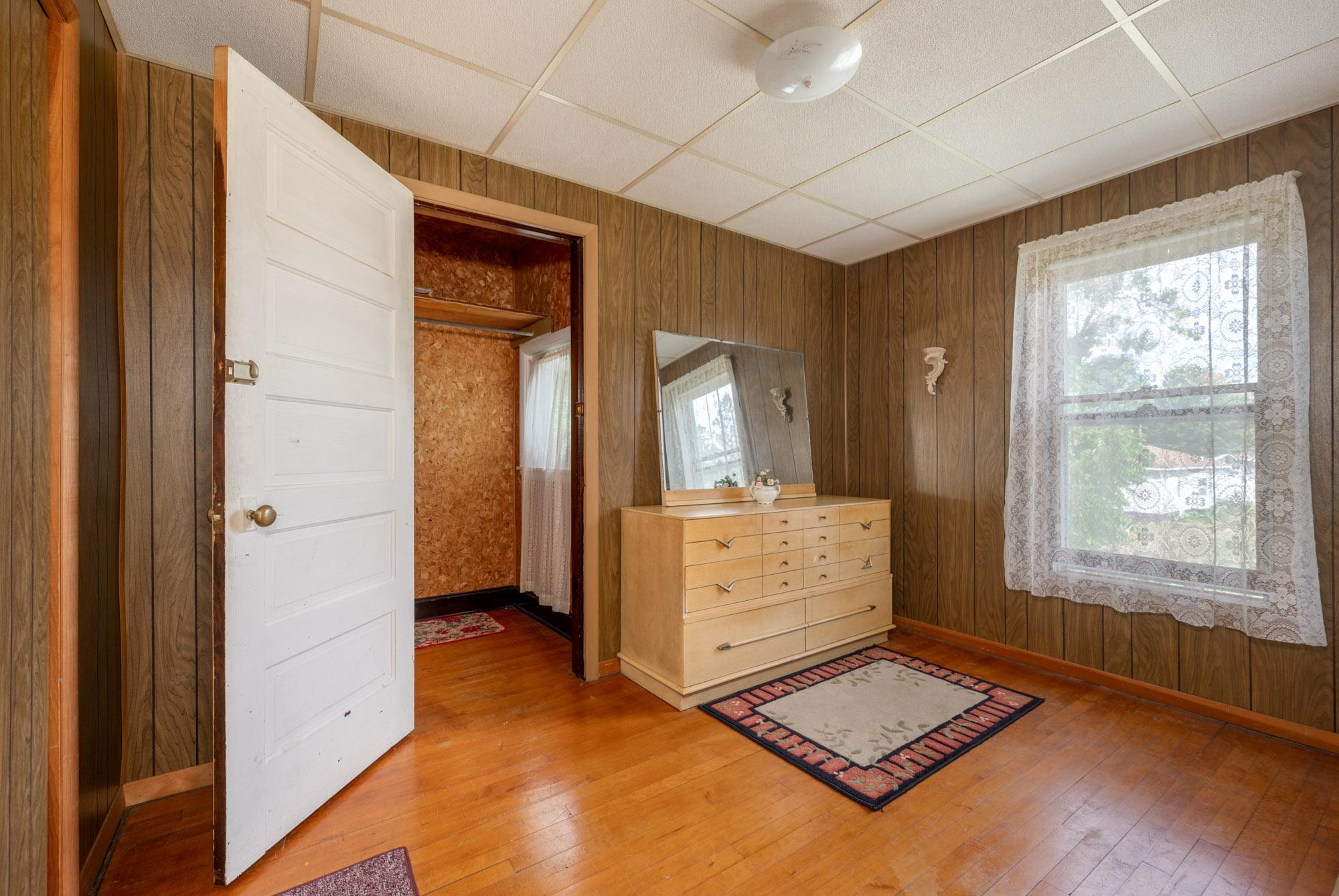 1905 single family home for sale at 213 Sadie Street in Marble, MN — 3 bed, 2 bath (photo 24 of 47)