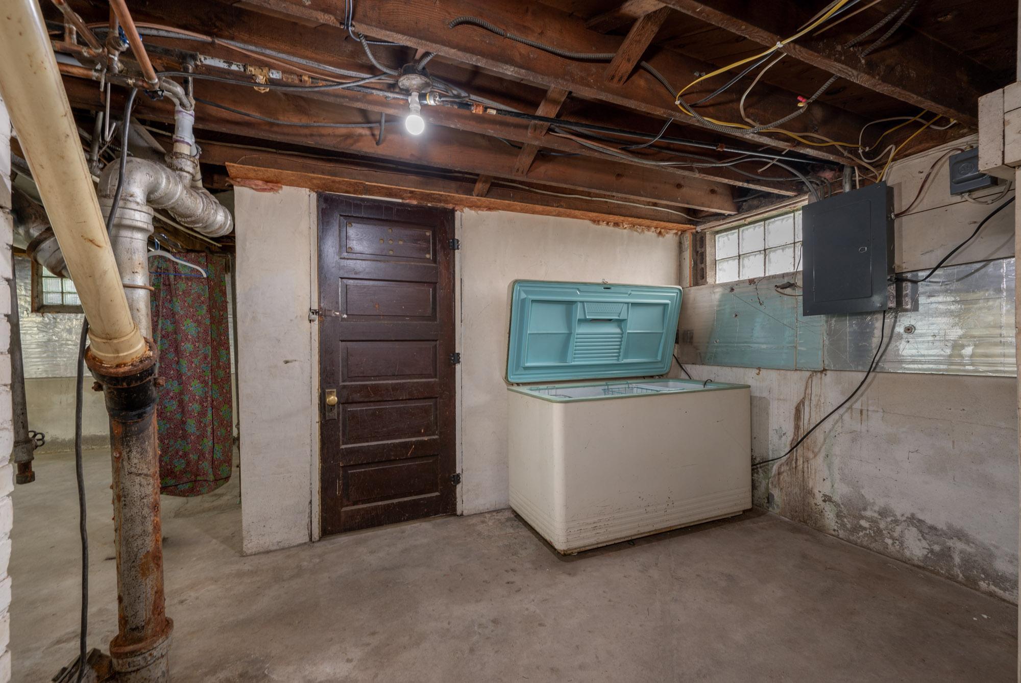 1905 single family home for sale at 213 Sadie Street in Marble, MN — 3 bed, 2 bath (photo 42 of 47)