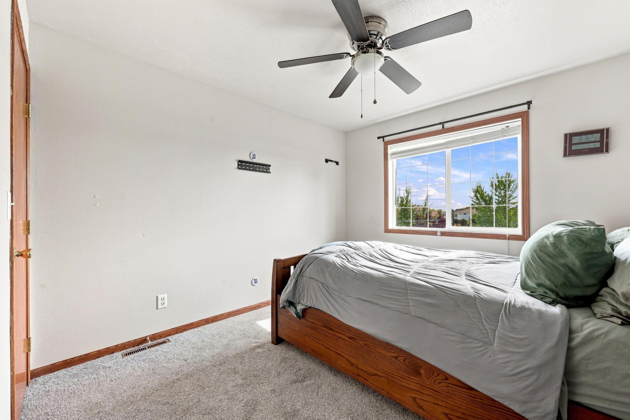 2005 single family home for sale at 730 36th Avenue W in West Fargo, ND — 5 bed, 4 bath (photo 21 of 31)
