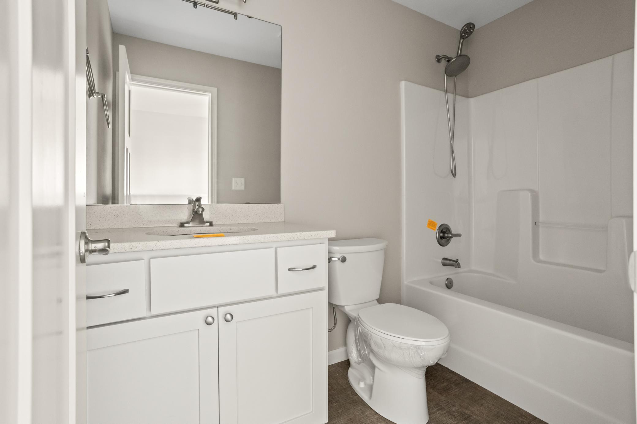 2016 twin home for sale at 503 33rd Way E, Unit B in West Fargo, ND — 3 bed, 4 bath (photo 20 of 33)