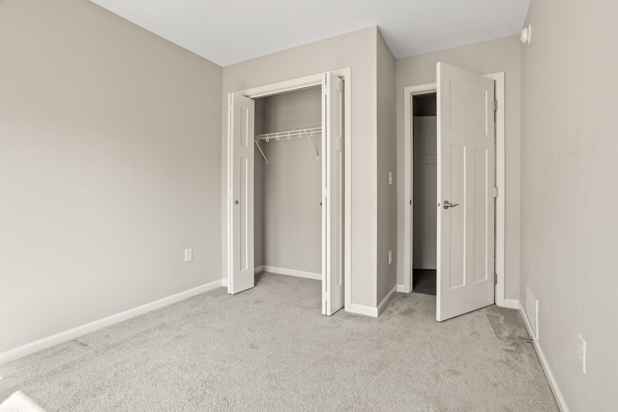 2016 twin home for sale at 503 33rd Way E, Unit B in West Fargo, ND — 3 bed, 4 bath (photo 24 of 33)