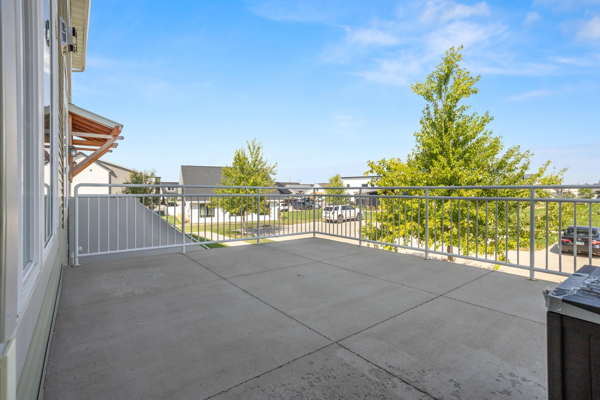 2016 twin home for sale at 503 33rd Way E, Unit B in West Fargo, ND — 3 bed, 4 bath (photo 32 of 33)