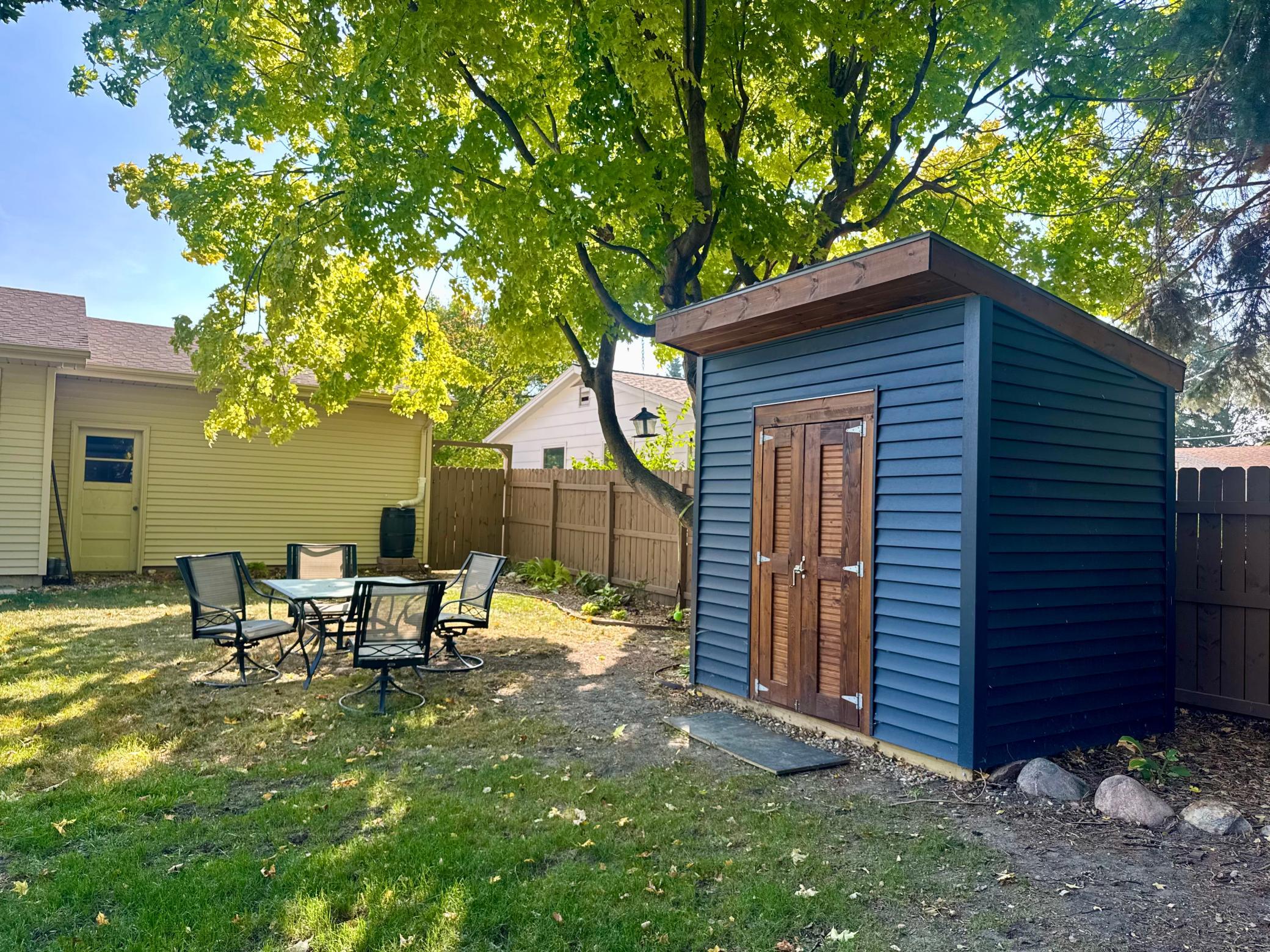 1964 single family home for sale at 1523 Hoven Lane in Crookston, MN — 4 bed, 2 bath (photo 4 of 4)
