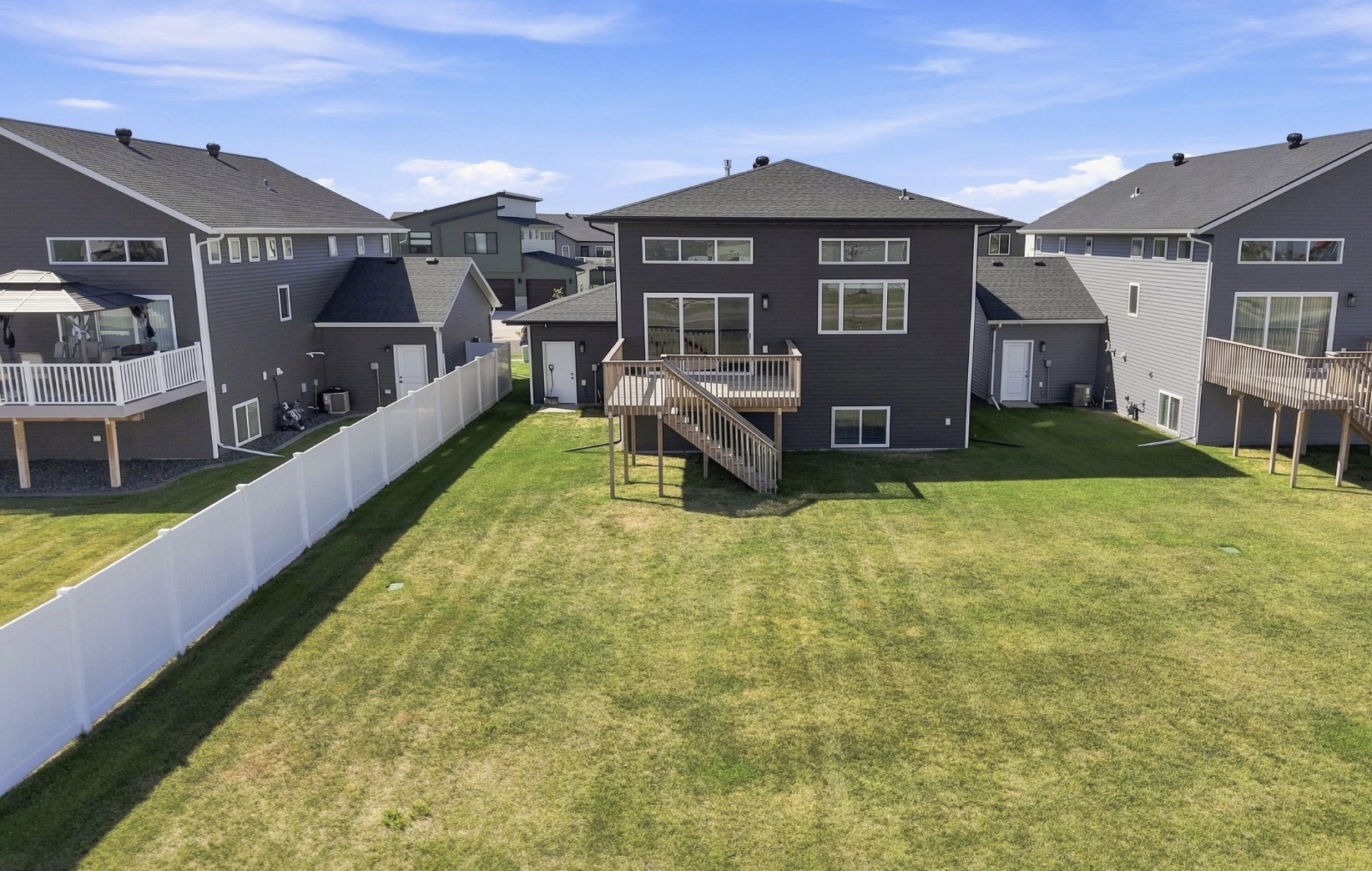 2022 single family home for sale at 7318 Madelyn Lane S in Fargo, ND — 4 bed, 3 bath (photo 2 of 43)
