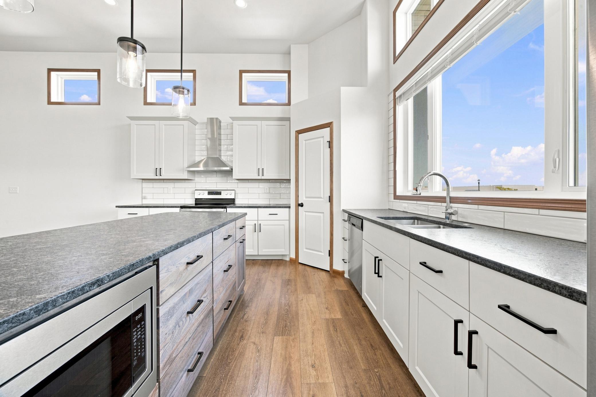 2022 single family home for sale at 7318 Madelyn Lane S in Fargo, ND — 4 bed, 3 bath (photo 10 of 43)