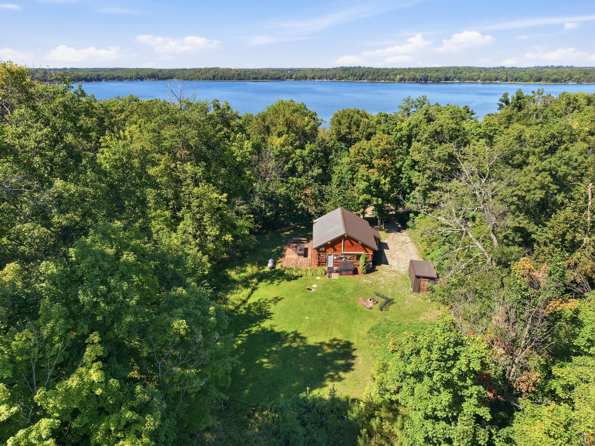 2016 single family home for sale at 17377 Paradise Shores Road in Brainerd, MN — 2 bed, 2 bath