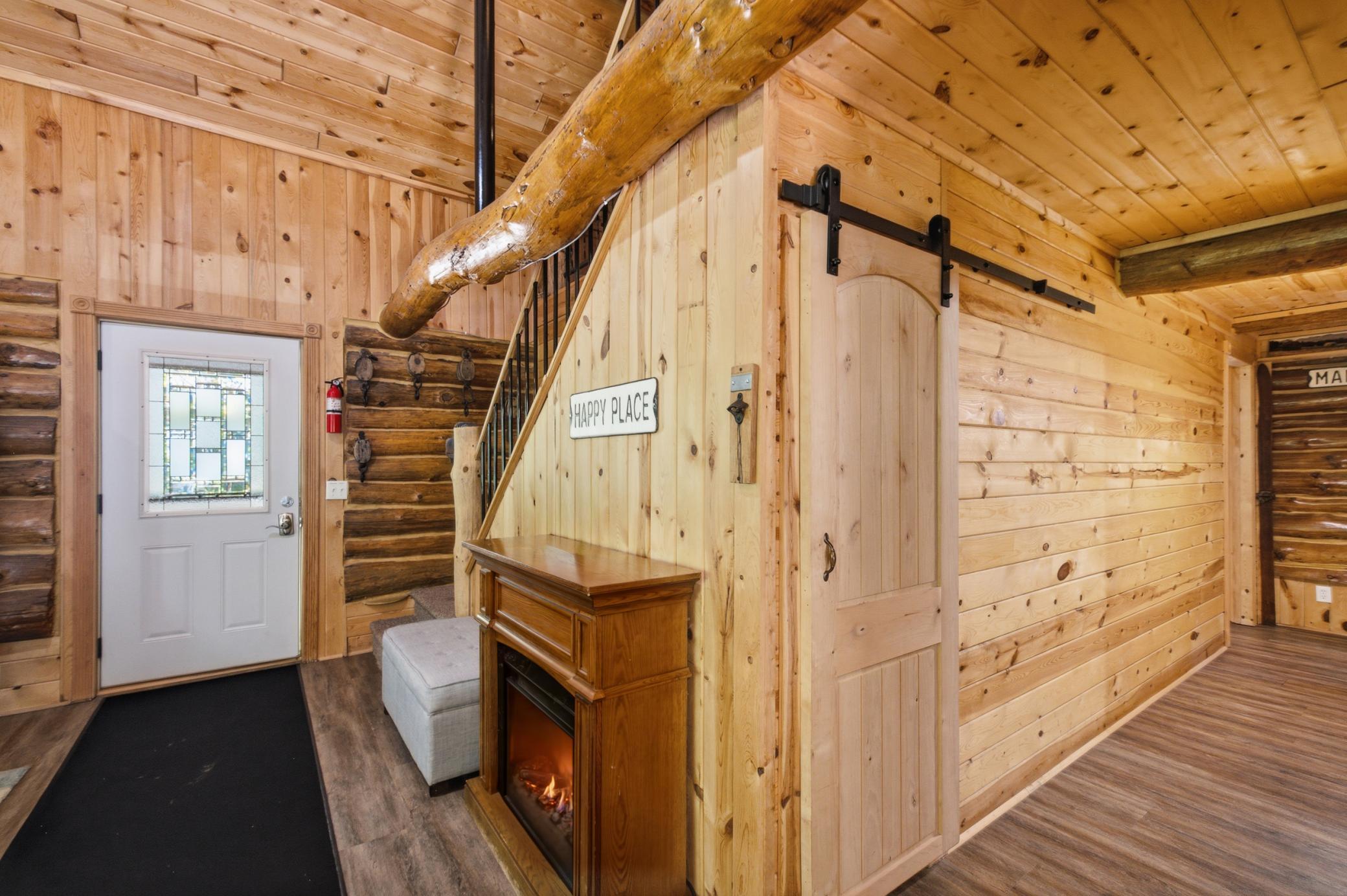 2016 single family home for sale at 17377 Paradise Shores Road in Brainerd, MN — 2 bed, 2 bath (photo 20 of 63)