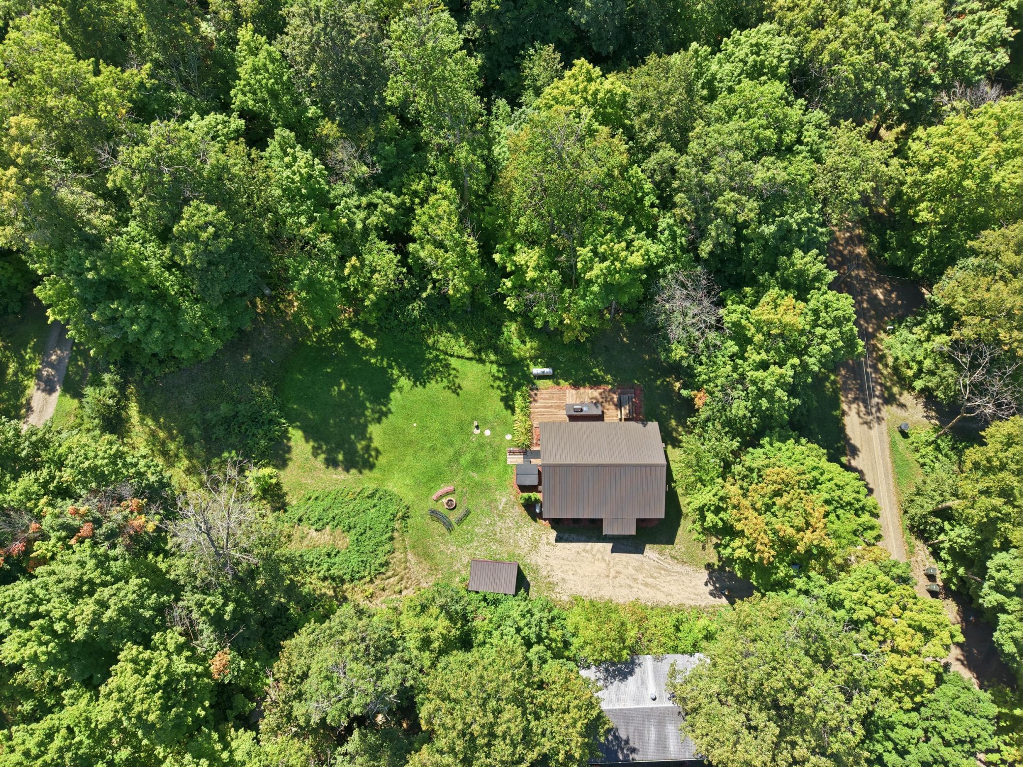 2016 single family home for sale at 17377 Paradise Shores Road in Brainerd, MN — 2 bed, 2 bath (photo 52 of 63)
