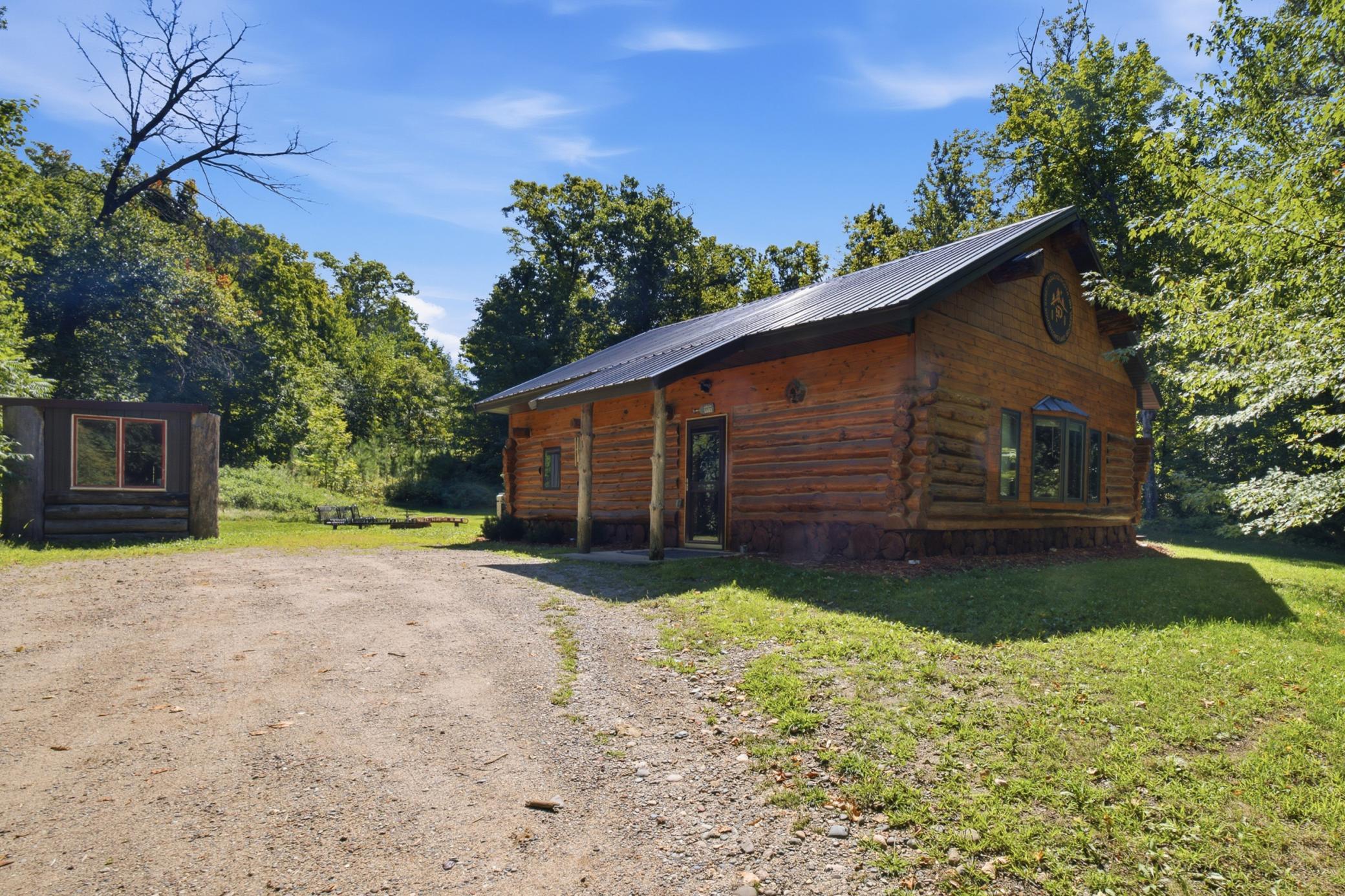 2016 single family home for sale at 17377 Paradise Shores Road in Brainerd, MN — 2 bed, 2 bath (photo 61 of 63)