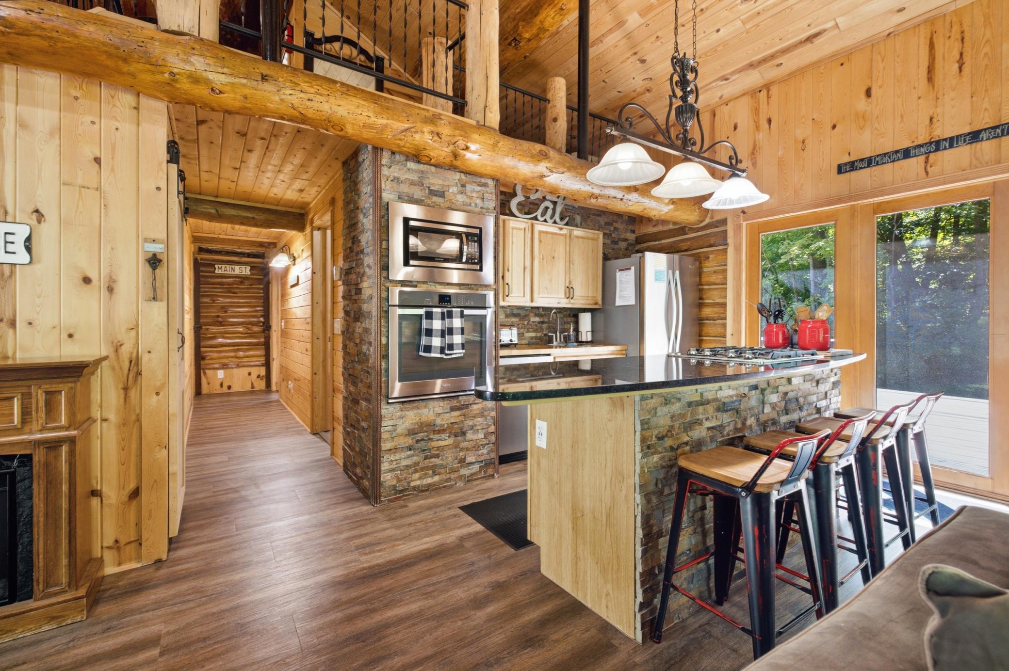 2016 single family home for sale at 17377 Paradise Shores Road in Brainerd, MN — 2 bed, 2 bath (photo 9 of 63)