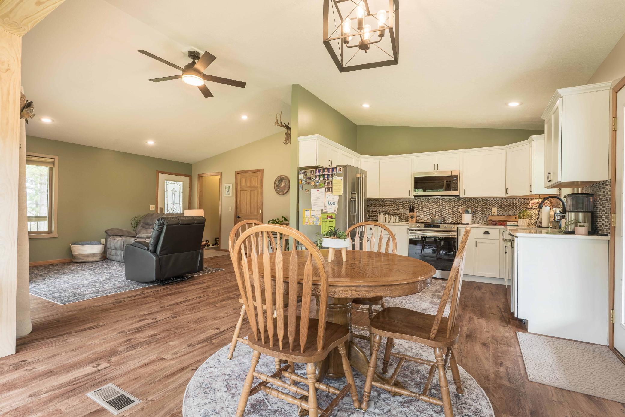 2009 single family home for sale at 22939 510th Avenue in Henning, MN — 4 bed, 2 bath (photo 15 of 94)