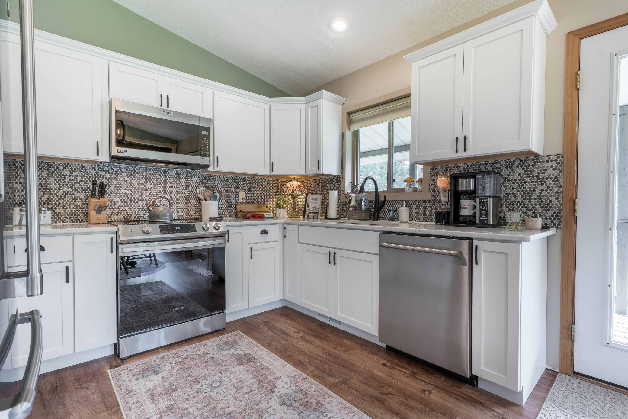 2009 single family home for sale at 22939 510th Avenue in Henning, MN — 4 bed, 2 bath (photo 20 of 94)