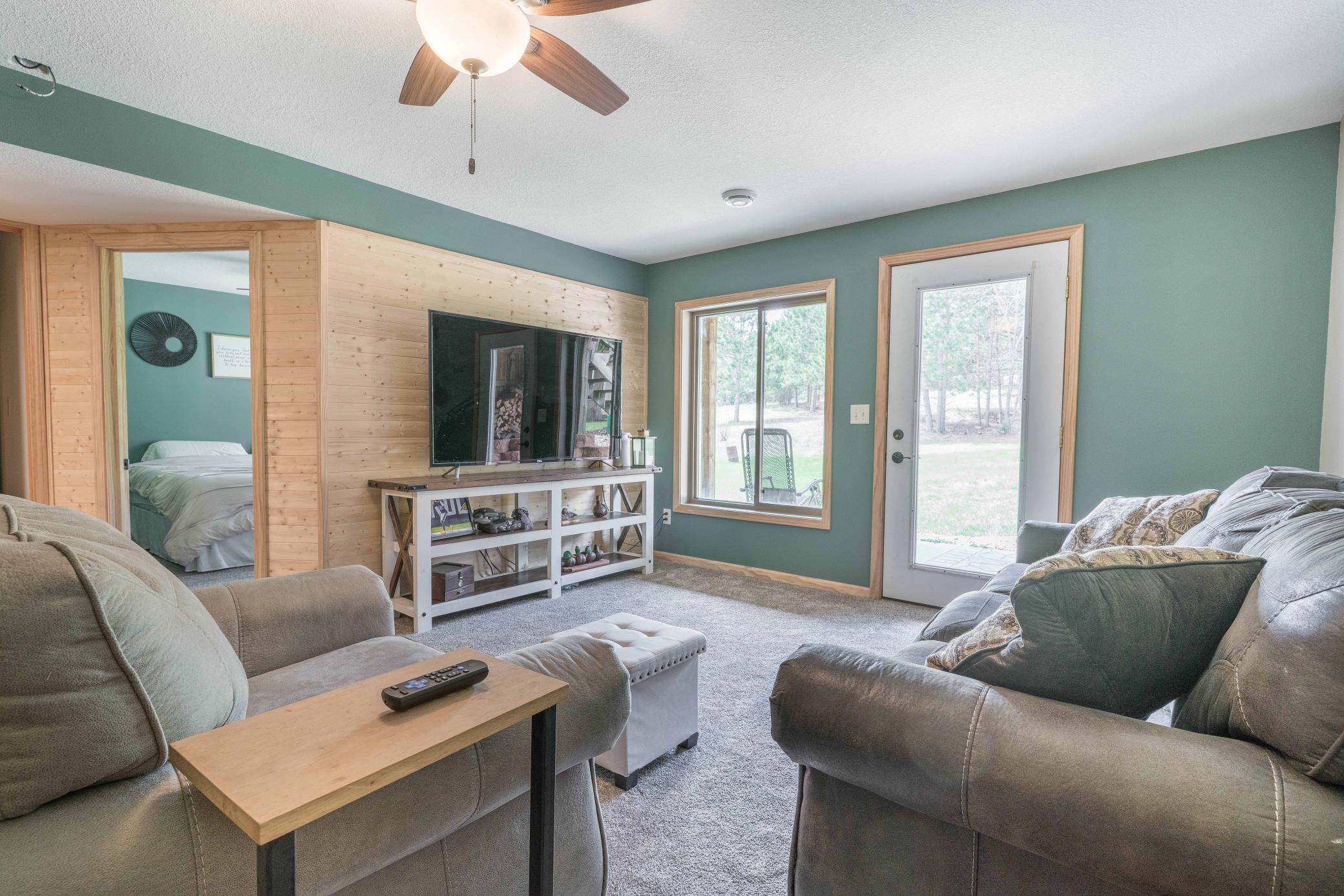 2009 single family home for sale at 22939 510th Avenue in Henning, MN — 4 bed, 2 bath (photo 39 of 94)