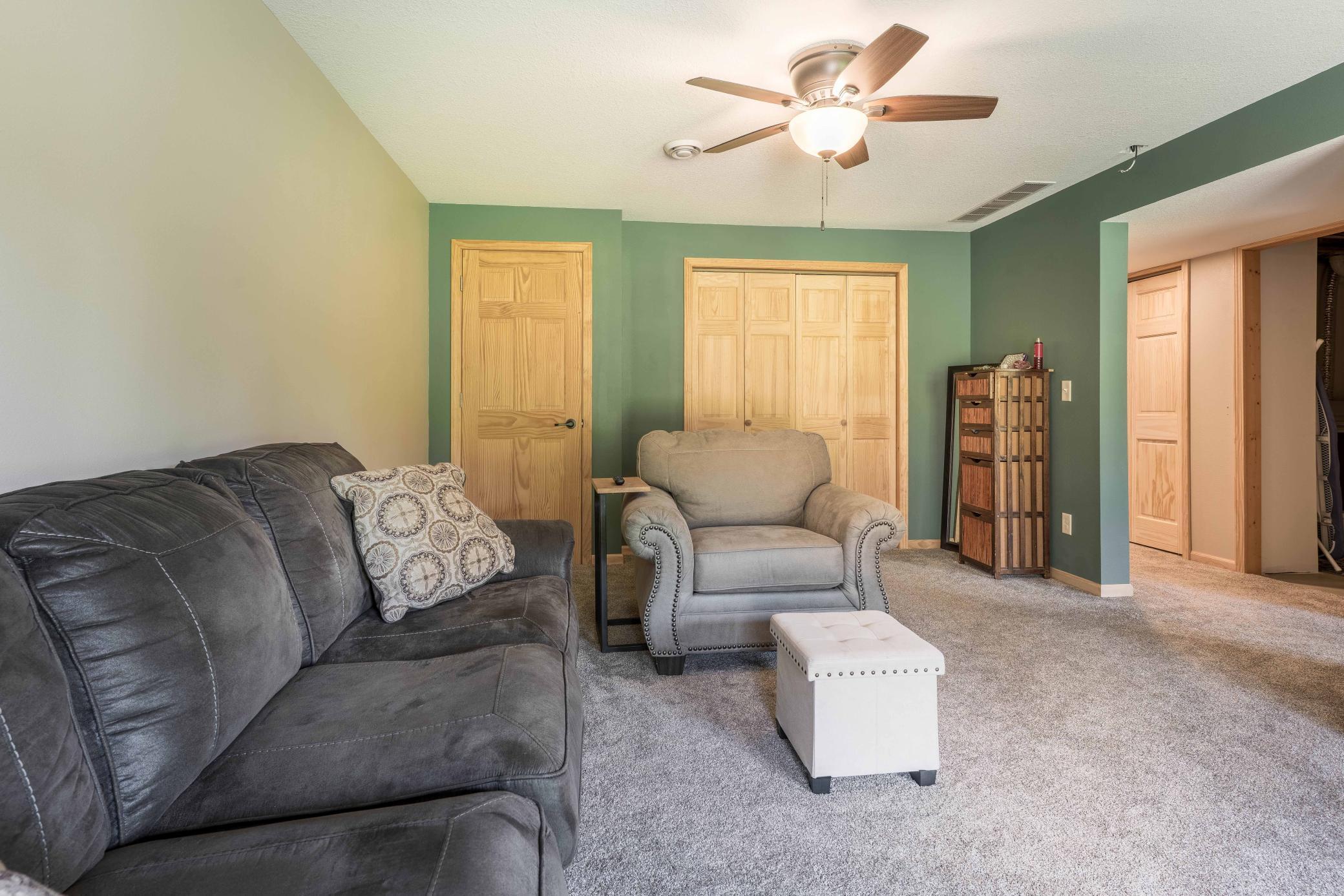 2009 single family home for sale at 22939 510th Avenue in Henning, MN — 4 bed, 2 bath (photo 40 of 94)