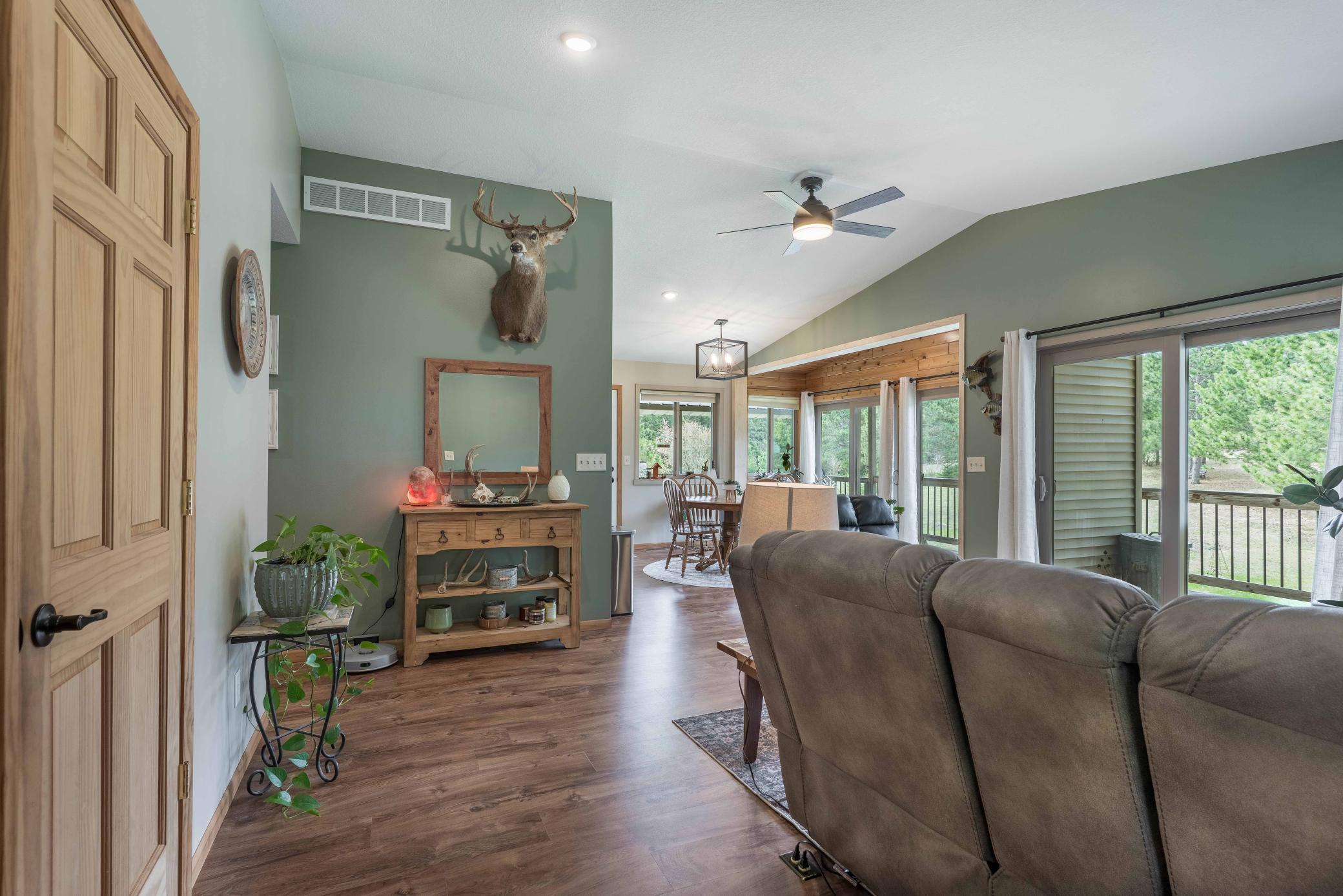 2009 single family home for sale at 22939 510th Avenue in Henning, MN — 4 bed, 2 bath (photo 7 of 94)