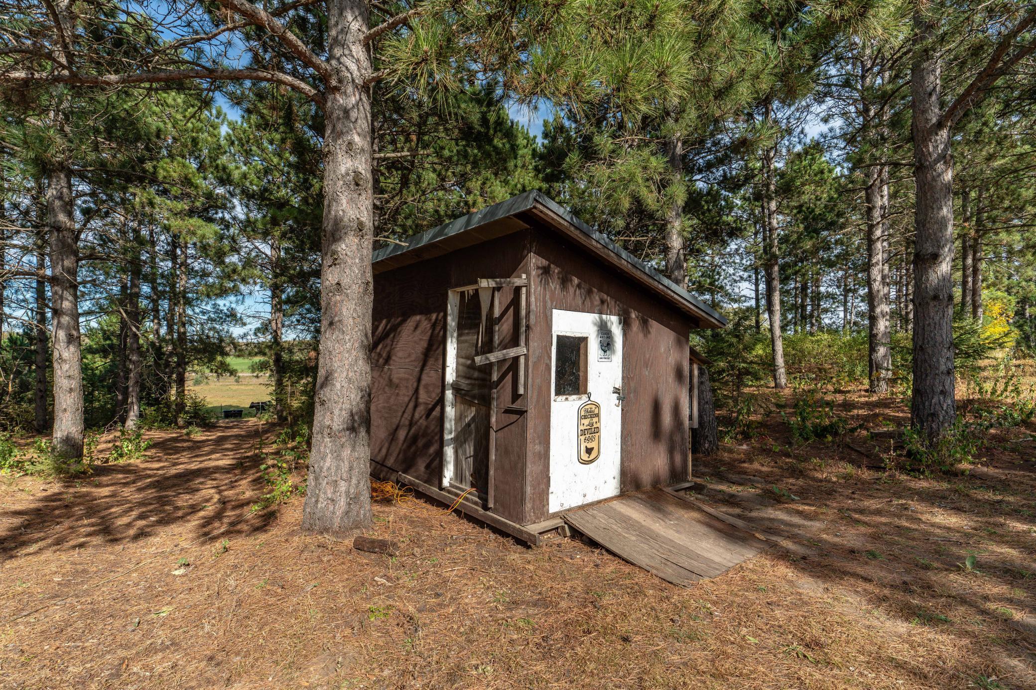 2009 single family home for sale at 22939 510th Avenue in Henning, MN — 4 bed, 2 bath (photo 74 of 94)