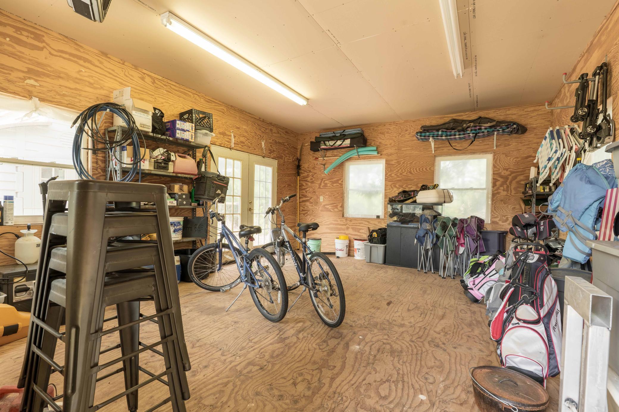 2009 single family home for sale at 22939 510th Avenue in Henning, MN — 4 bed, 2 bath (photo 81 of 94)