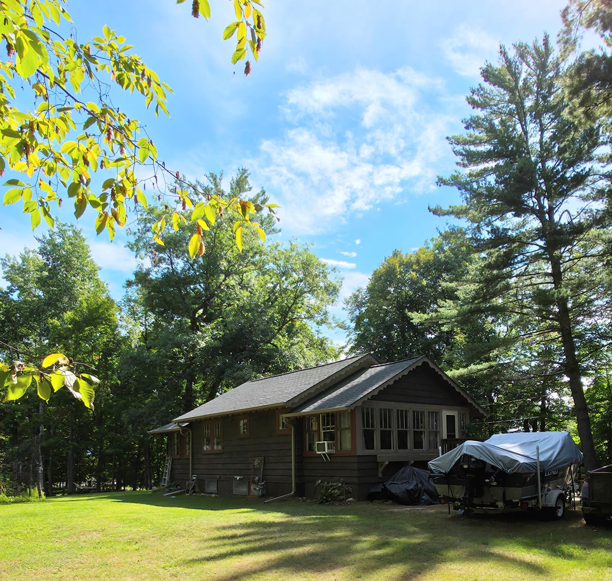 1970 single family home for sale at 1406 Balsam Lane in Nisswa, MN — 1 bed, 1 bath (photo 3 of 4)