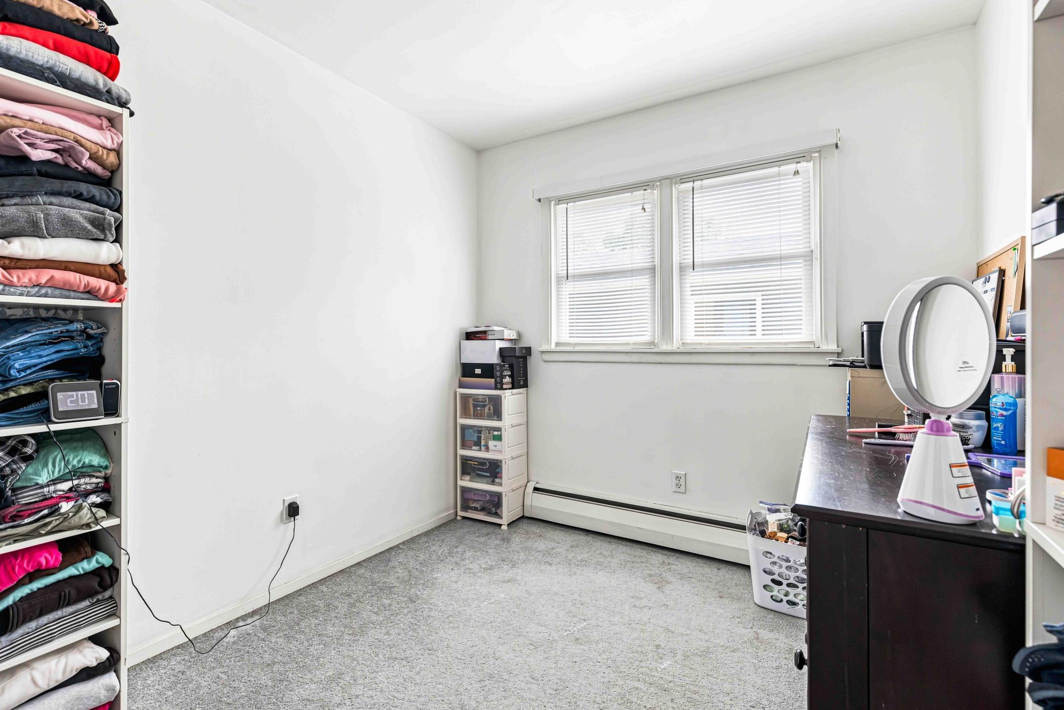 1956 single family home for sale at 1921 N 10th Avenue N in Moorhead, MN — 3 bed, 2 bath (photo 21 of 46)