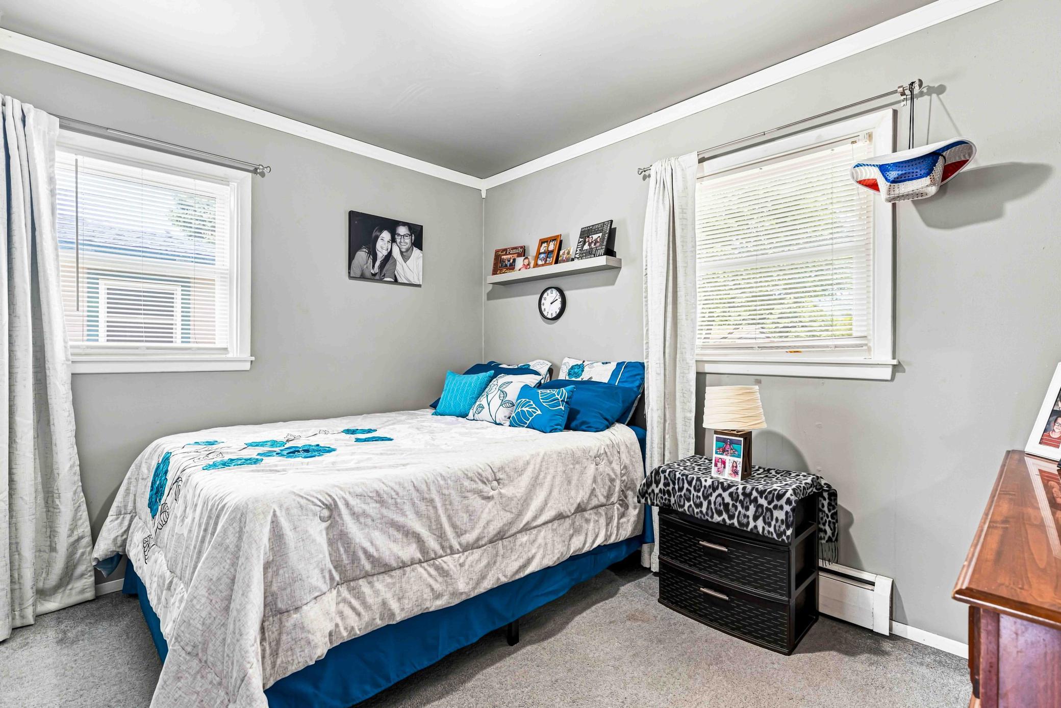 1956 single family home for sale at 1921 N 10th Avenue N in Moorhead, MN — 3 bed, 2 bath (photo 23 of 46)