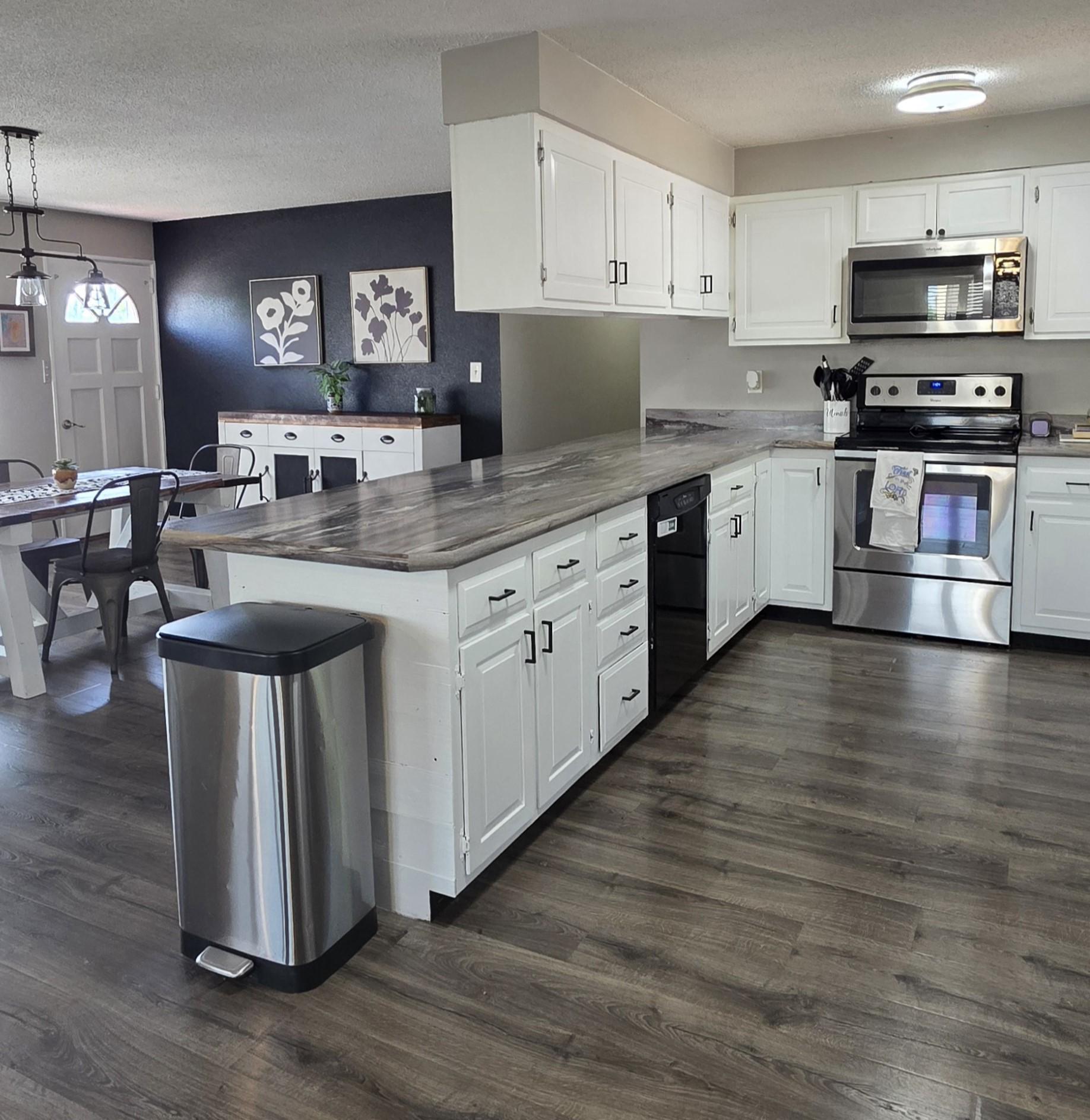 1973 single family home for sale at 602 Ash Street in Lisbon, ND — 4 bed, 3 bath (photo 2 of 44)