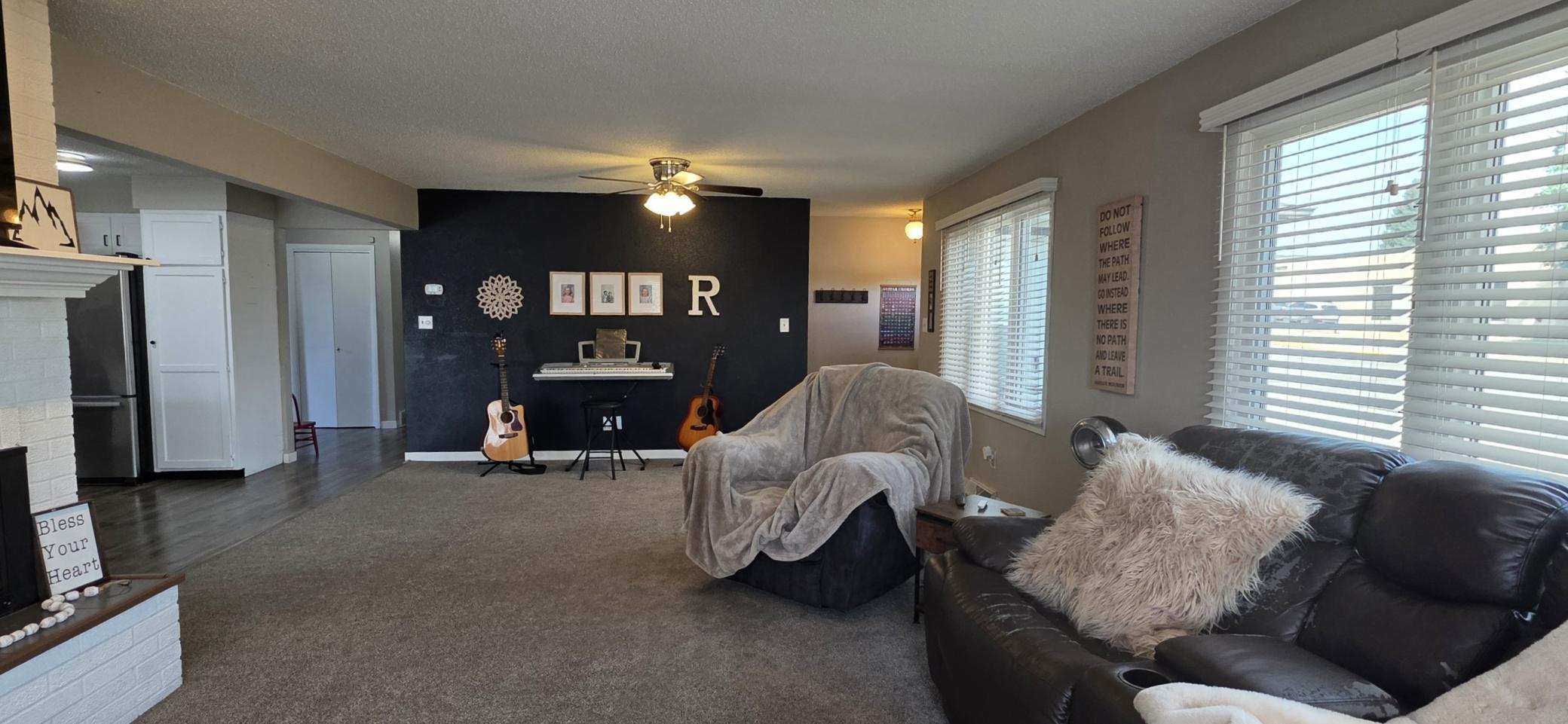 1973 single family home for sale at 602 Ash Street in Lisbon, ND — 4 bed, 3 bath (photo 14 of 44)