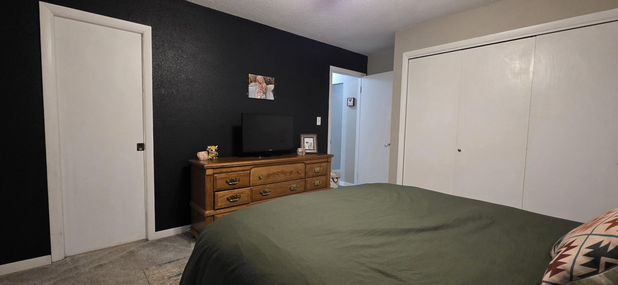 1973 single family home for sale at 602 Ash Street in Lisbon, ND — 4 bed, 3 bath (photo 17 of 44)