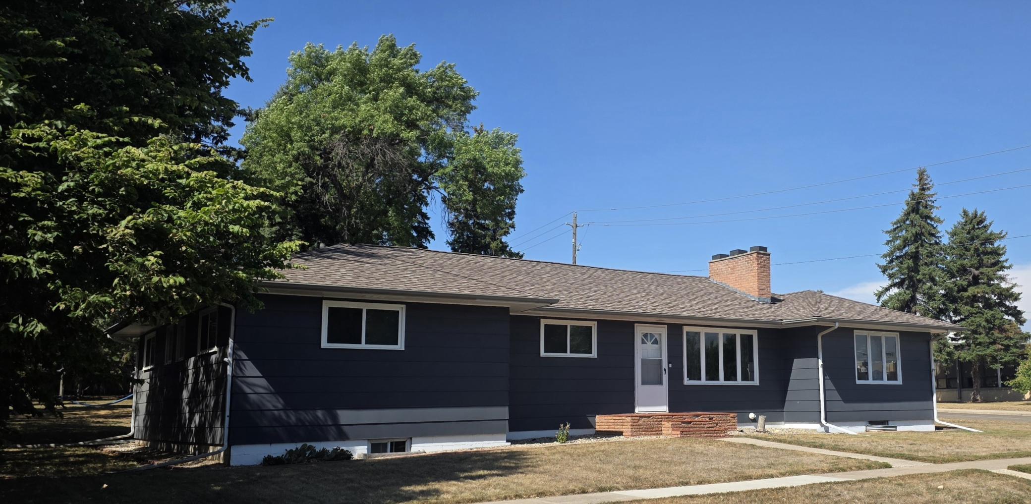 1973 single family home for sale at 602 Ash Street in Lisbon, ND — 4 bed, 3 bath (photo 38 of 44)