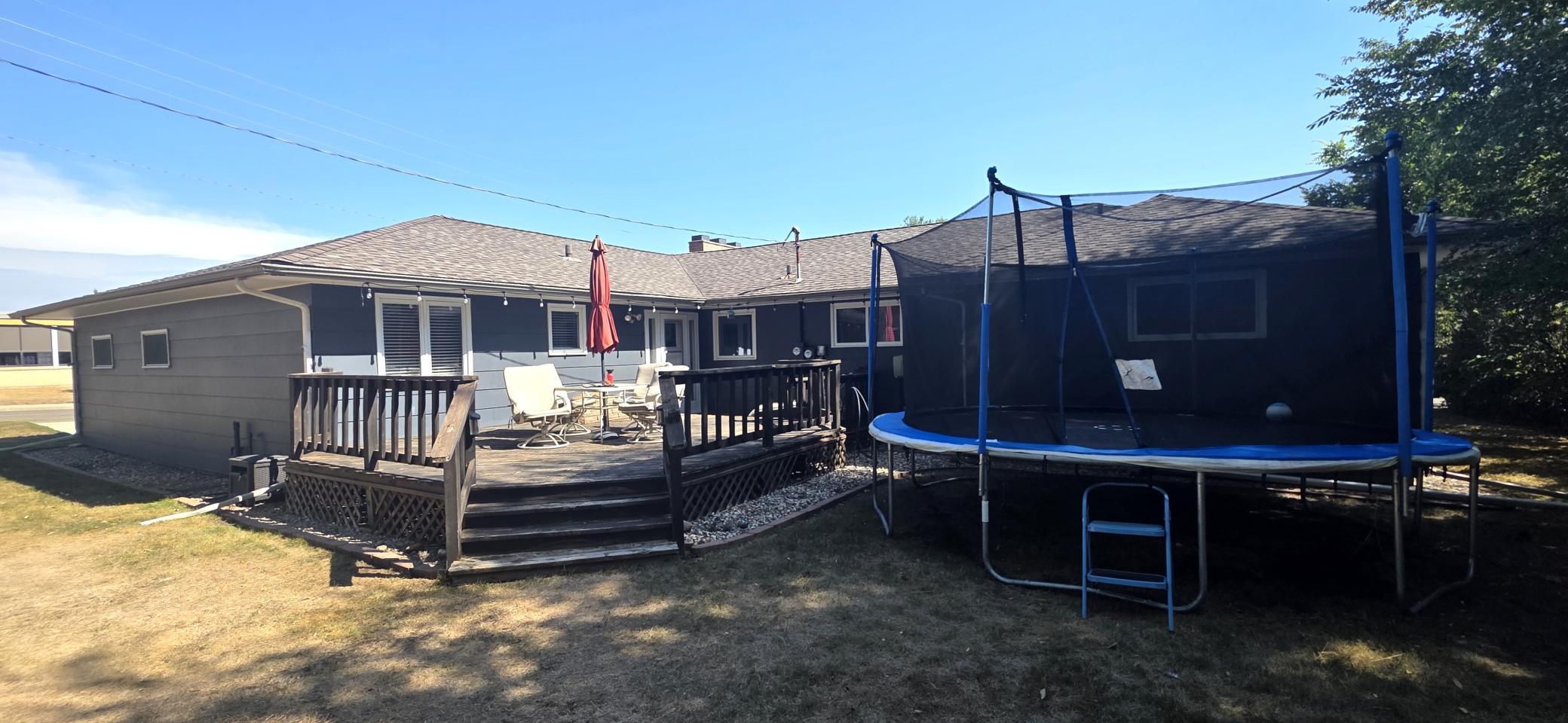 1973 single family home for sale at 602 Ash Street in Lisbon, ND — 4 bed, 3 bath (photo 39 of 44)