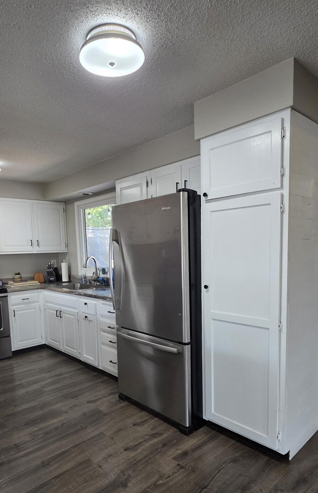 1973 single family home for sale at 602 Ash Street in Lisbon, ND — 4 bed, 3 bath (photo 6 of 44)