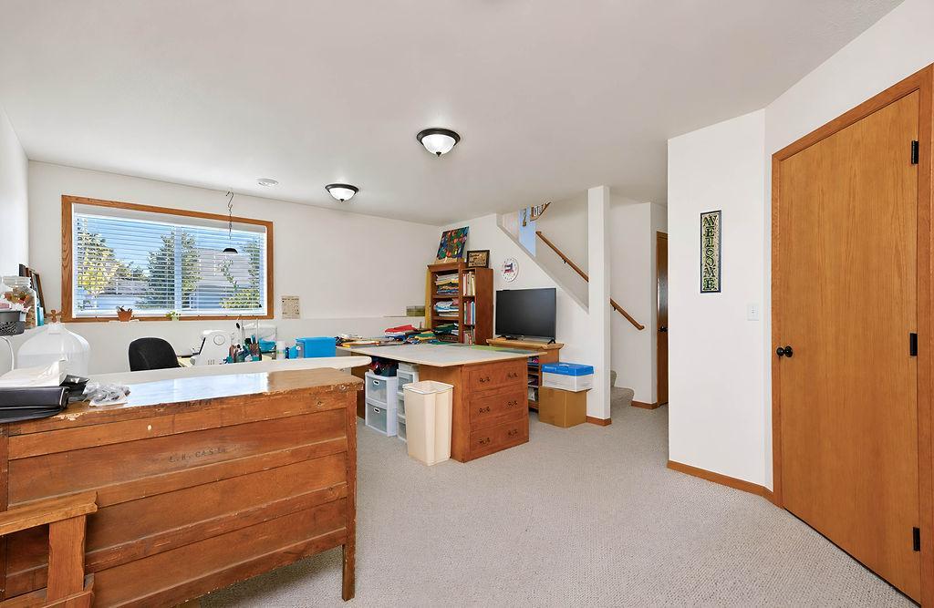 2016 twin home for sale at 2162 10th Street W in West Fargo, ND — 3 bed, 2 bath (photo 20 of 39)