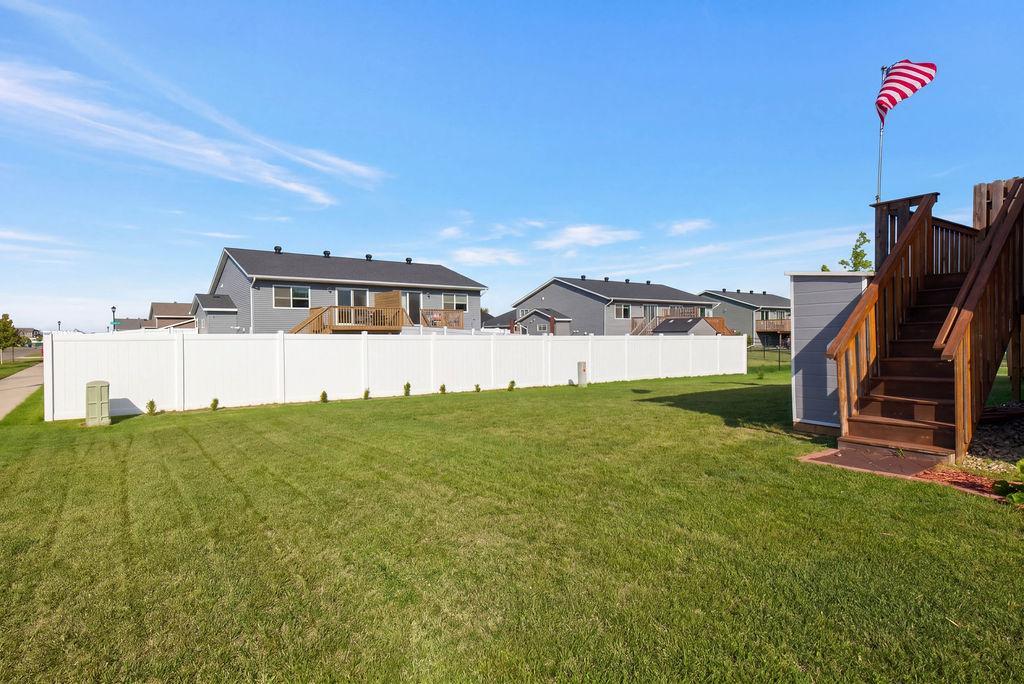 2016 twin home for sale at 2162 10th Street W in West Fargo, ND — 3 bed, 2 bath (photo 38 of 39)