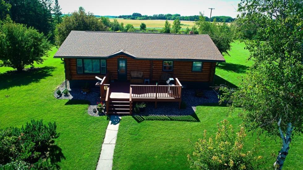 1974 single family home for sale at 39090 State Highway 313 in Warroad, MN — 3 bed, 2 bath (photo 2 of 62)