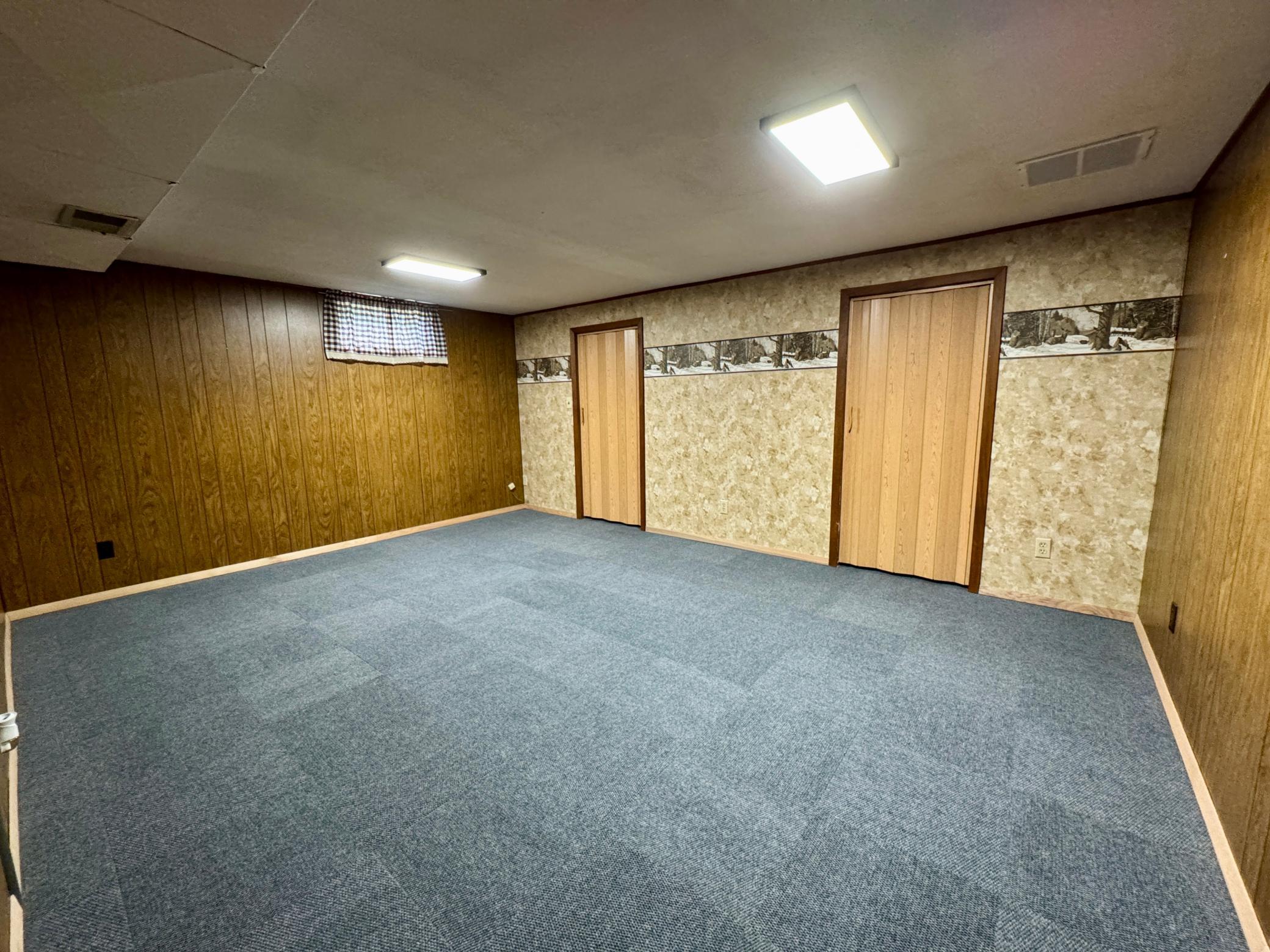 1974 single family home for sale at 39090 State Highway 313 in Warroad, MN — 3 bed, 2 bath (photo 26 of 62)