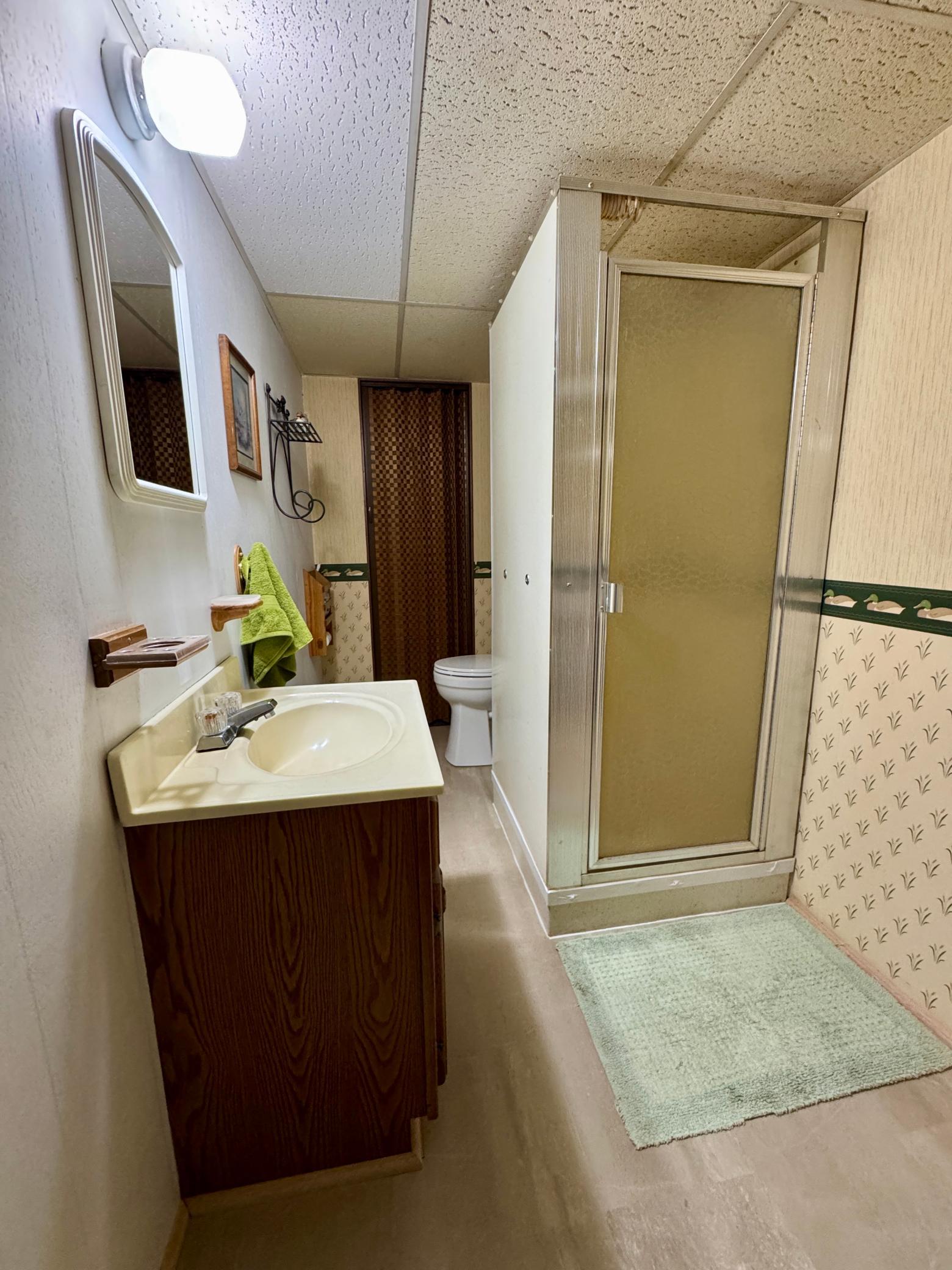 1974 single family home for sale at 39090 State Highway 313 in Warroad, MN — 3 bed, 2 bath (photo 28 of 62)