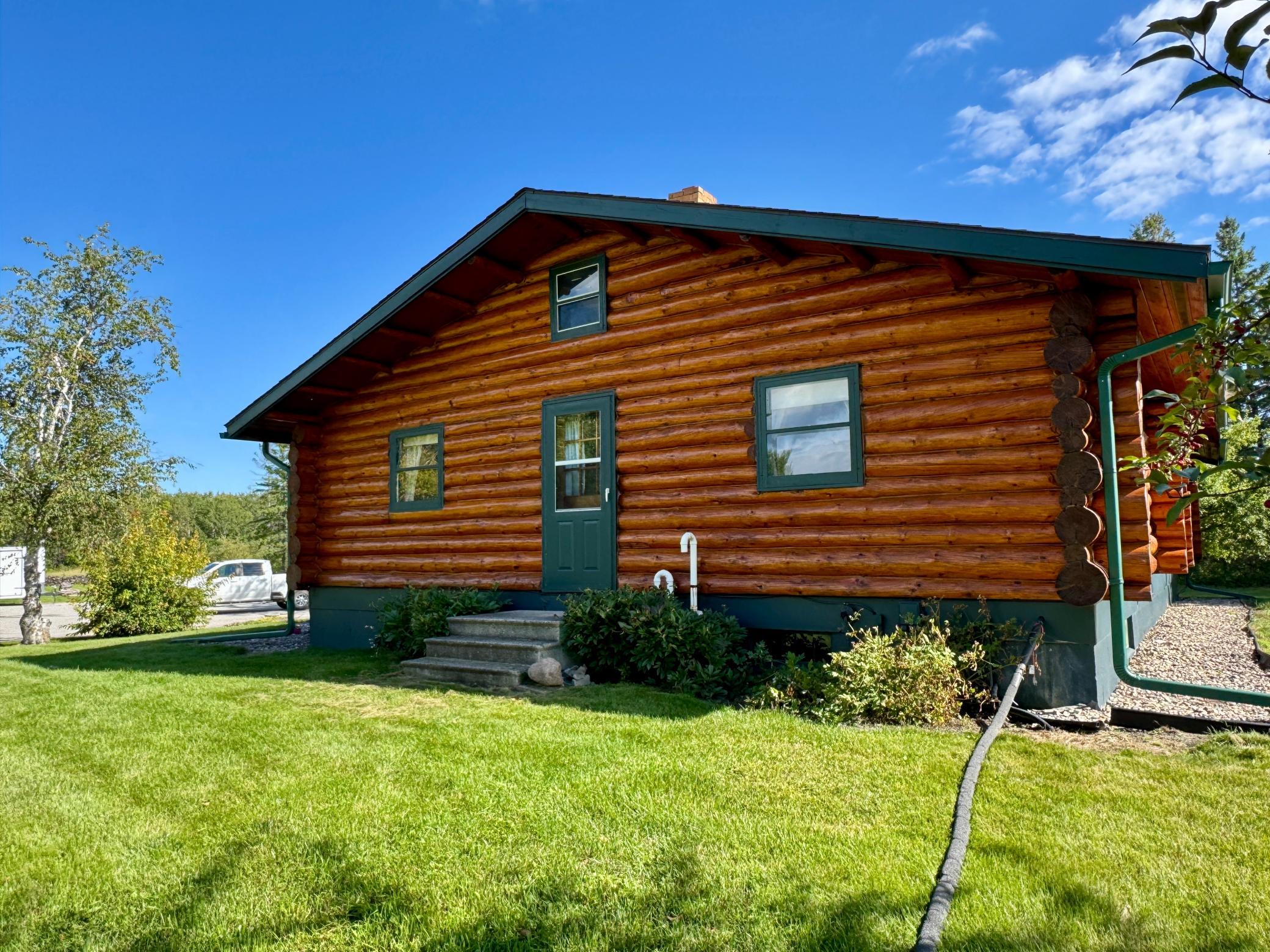 1974 single family home for sale at 39090 State Highway 313 in Warroad, MN — 3 bed, 2 bath (photo 39 of 62)
