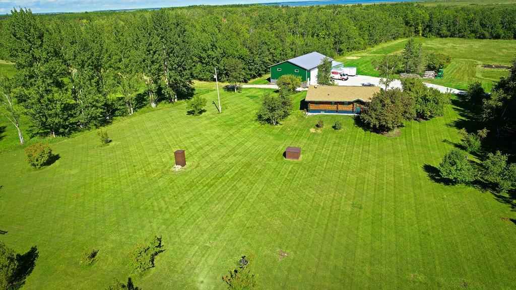 1974 single family home for sale at 39090 State Highway 313 in Warroad, MN — 3 bed, 2 bath (photo 53 of 62)