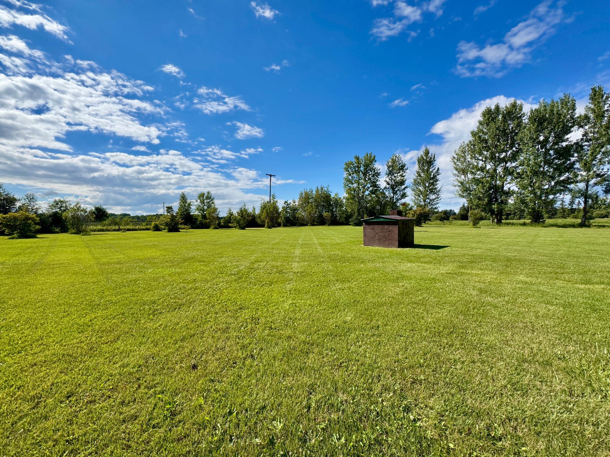 1974 single family home for sale at 39090 State Highway 313 in Warroad, MN — 3 bed, 2 bath (photo 55 of 62)
