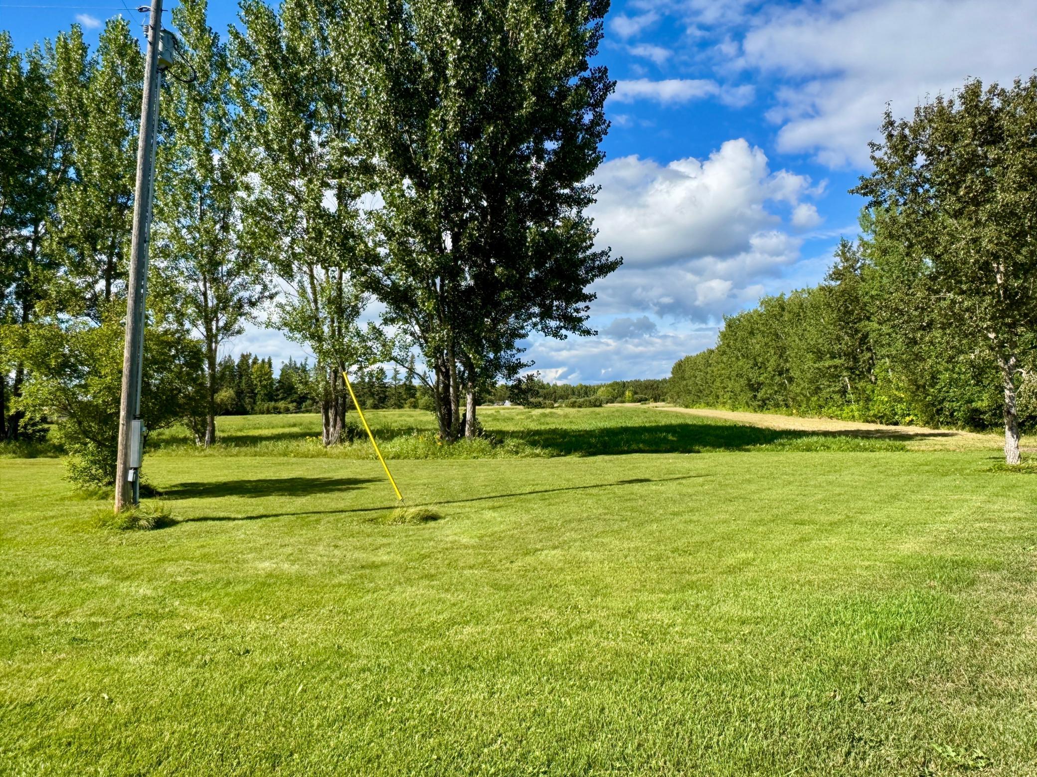 1974 single family home for sale at 39090 State Highway 313 in Warroad, MN — 3 bed, 2 bath (photo 58 of 62)