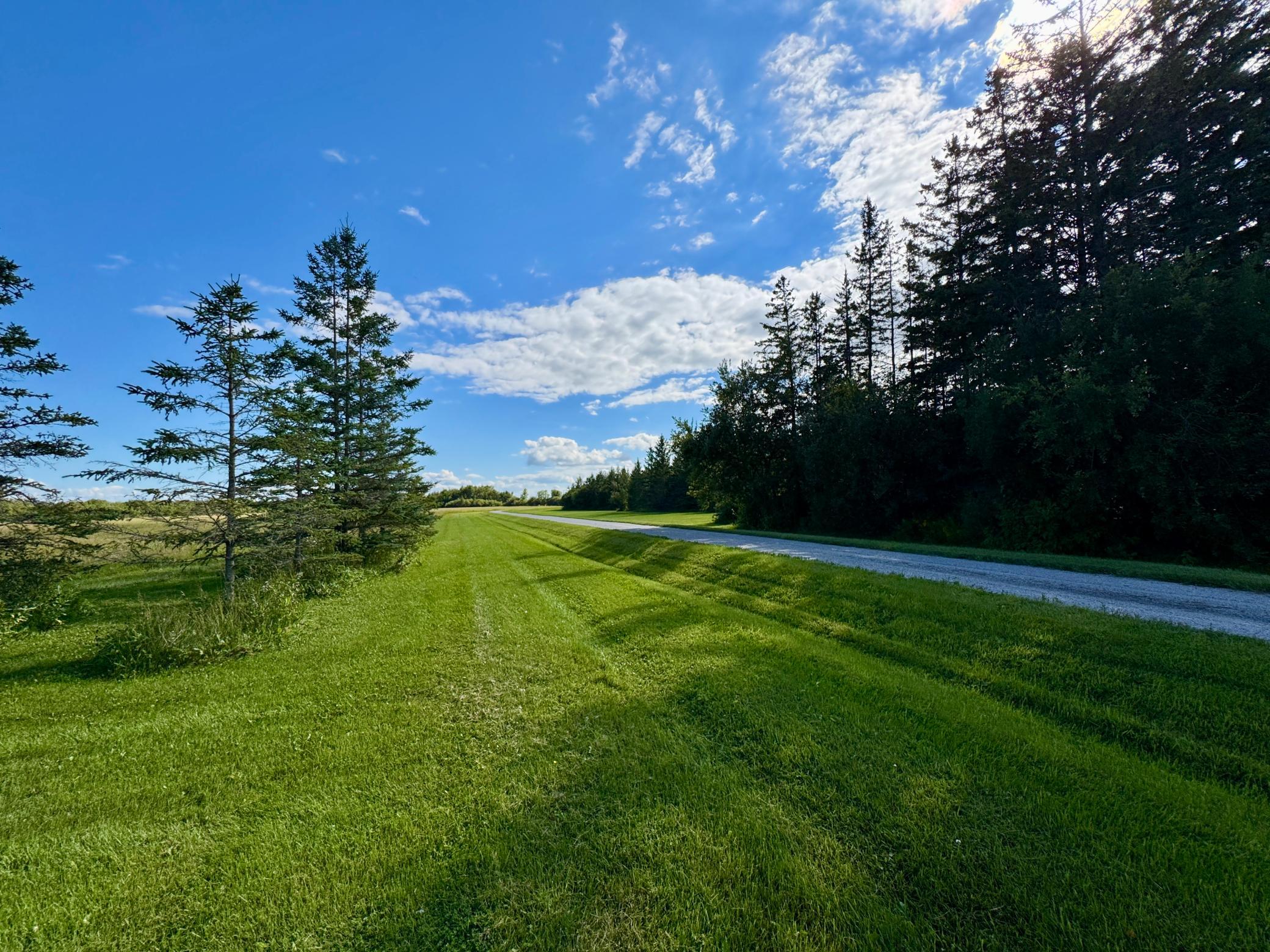 1974 single family home for sale at 39090 State Highway 313 in Warroad, MN — 3 bed, 2 bath (photo 61 of 62)