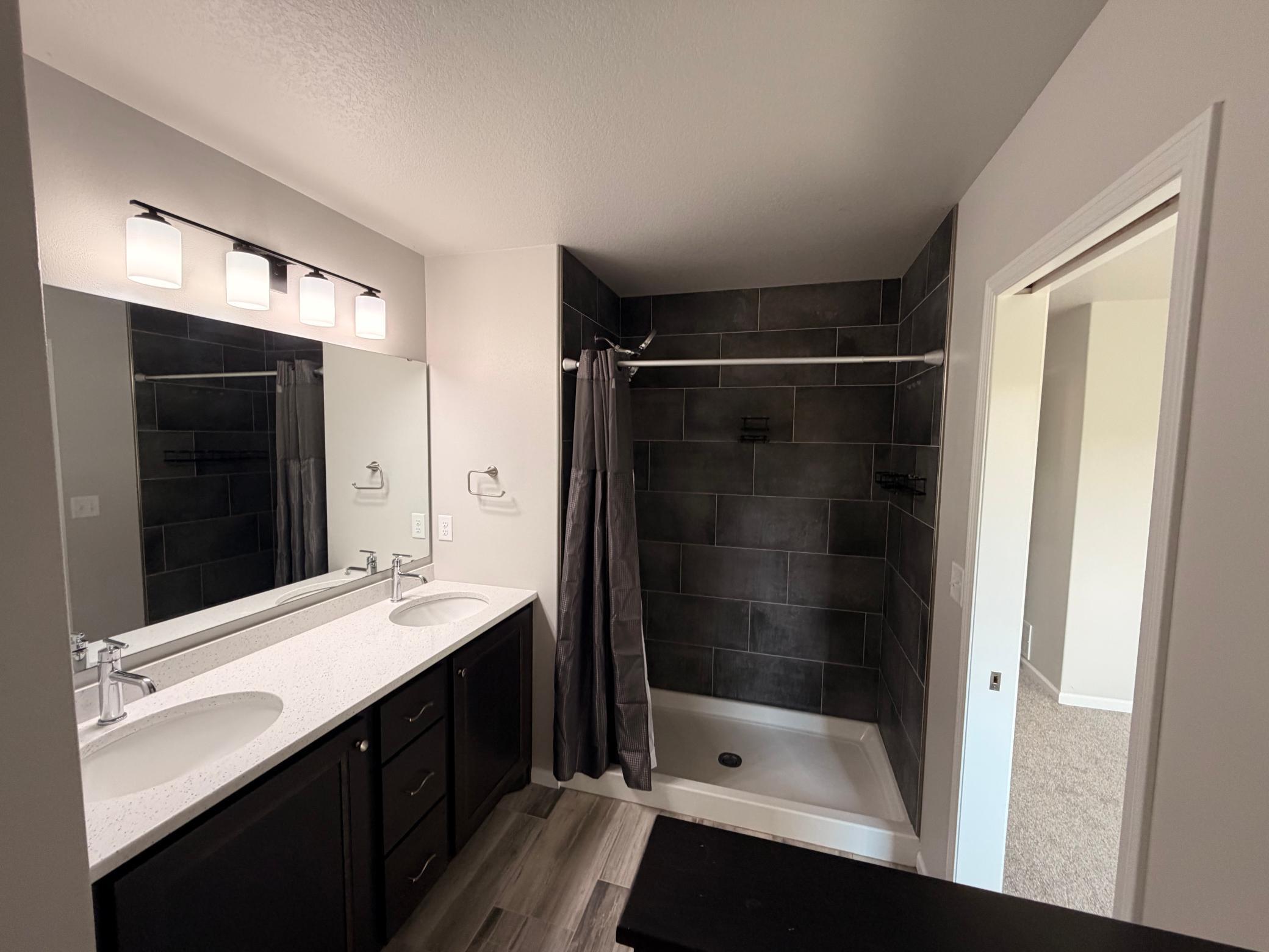 2023 single family home for sale at 10258 Burgundy Drive in Horace, ND — 5 bed, 3 bath (photo 16 of 38)