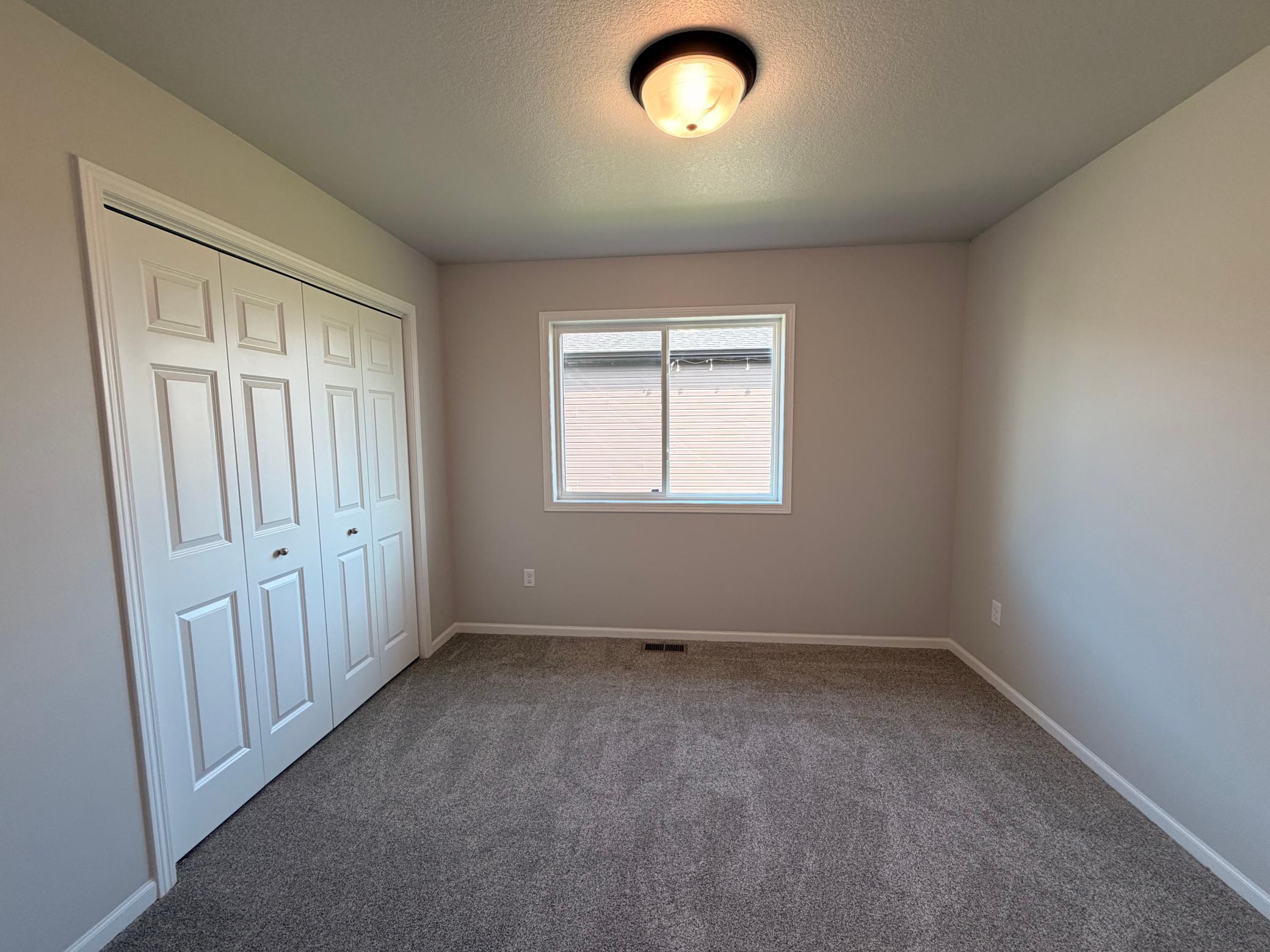 2023 single family home for sale at 10258 Burgundy Drive in Horace, ND — 5 bed, 3 bath (photo 21 of 38)