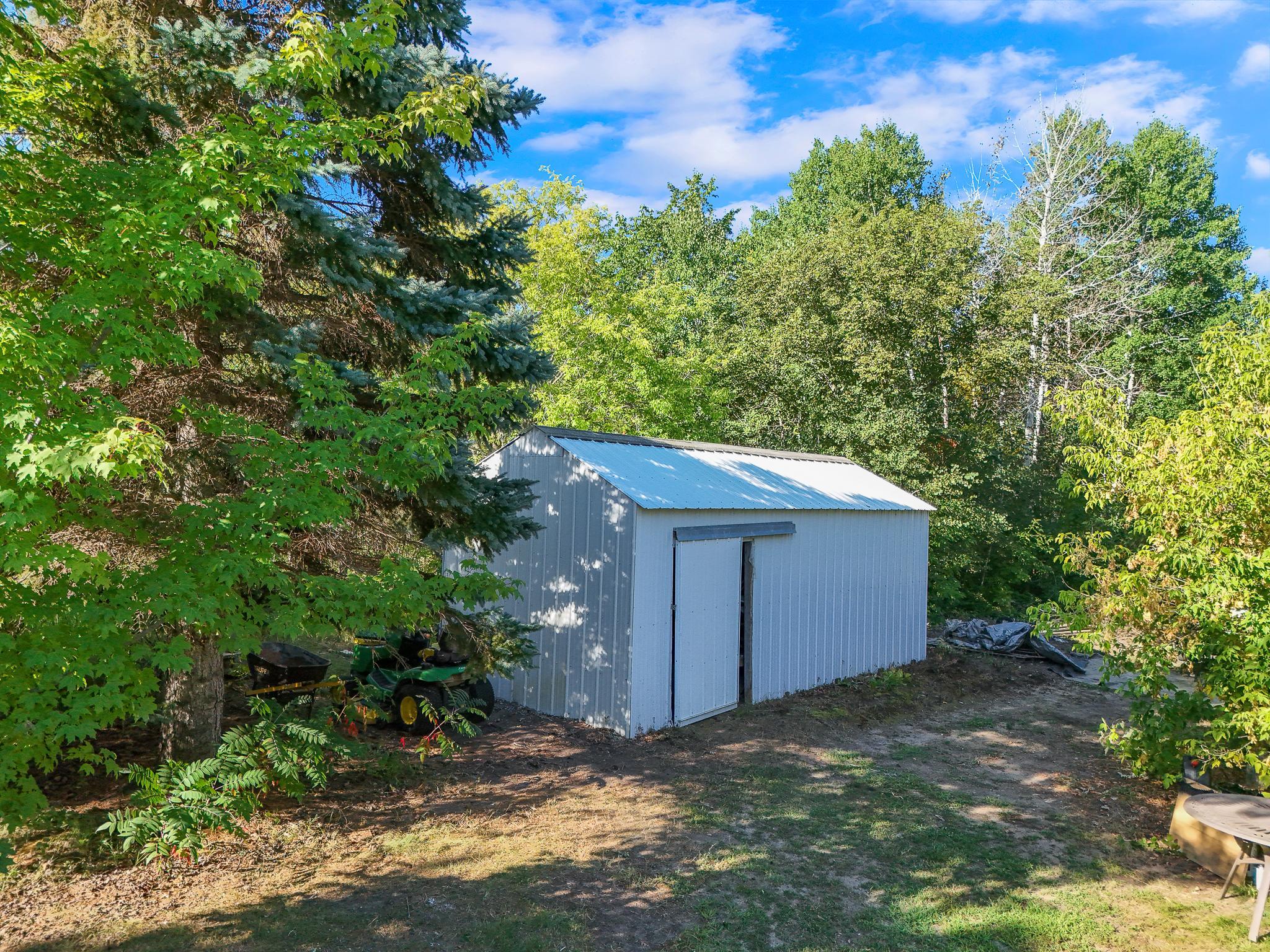 1975 single family home for sale at 33733 Co Hwy 35 in Dent, MN — 3 bed, 2 bath (photo 14 of 56)
