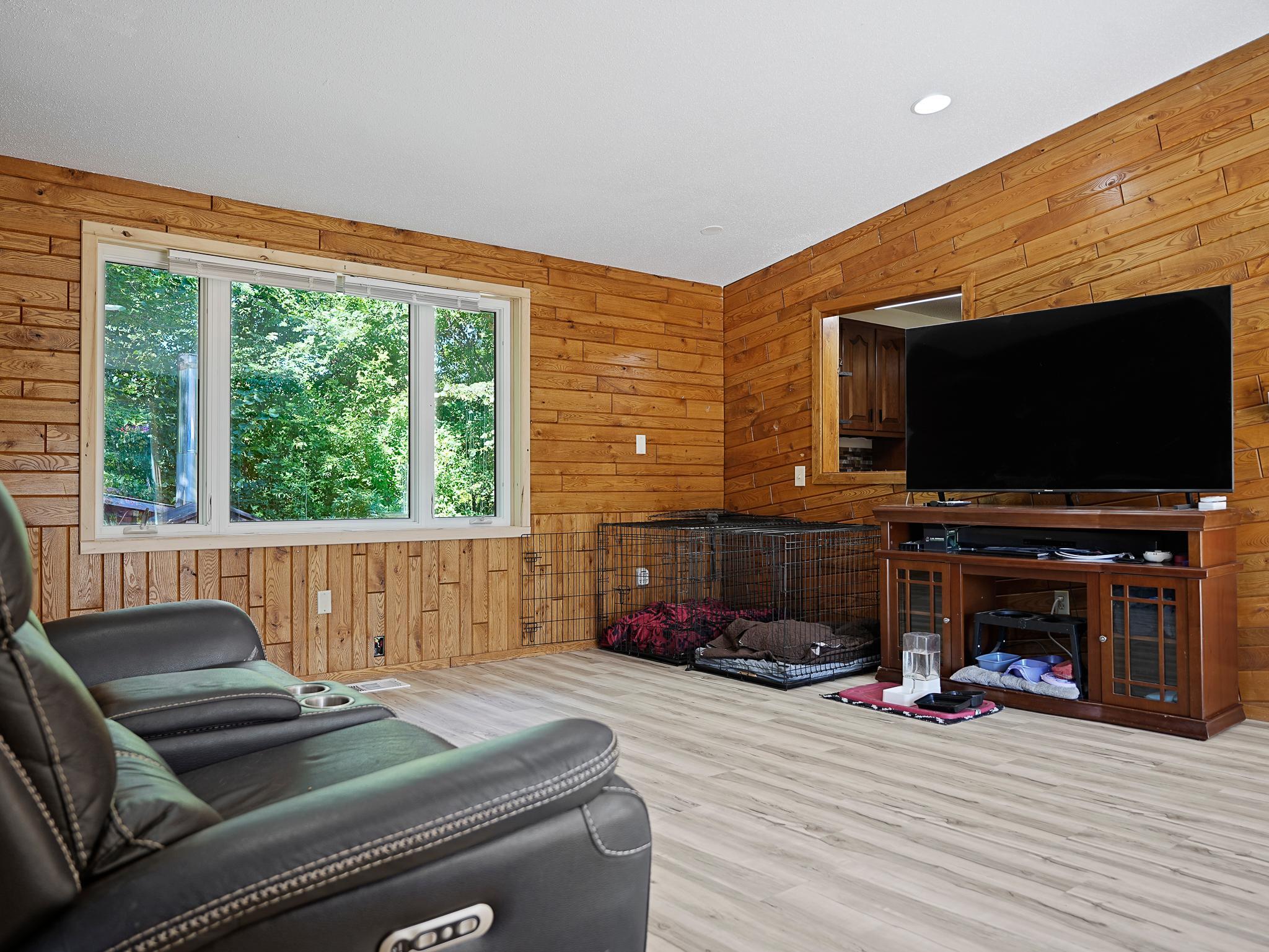 1975 single family home for sale at 33733 Co Hwy 35 in Dent, MN — 3 bed, 2 bath (photo 19 of 56)