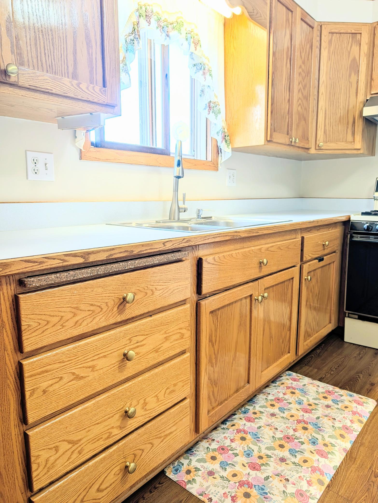 1908 single family home for sale at 107 1st Avenue SW in Dilworth, MN — 3 bed, 3 bath (photo 13 of 37)