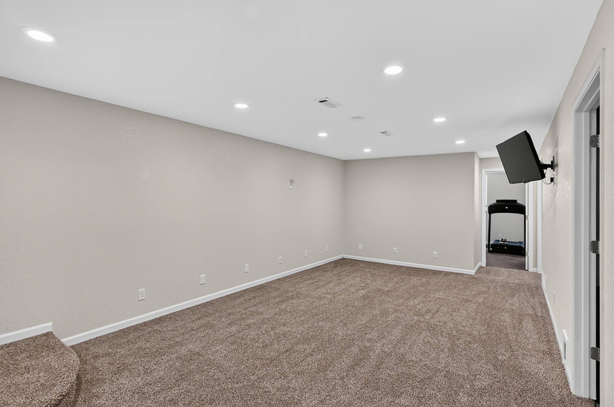 1998 single family home for sale at 1576 W Latoka Drive SW in Alexandria, MN — 4 bed, 2 bath (photo 24 of 58)