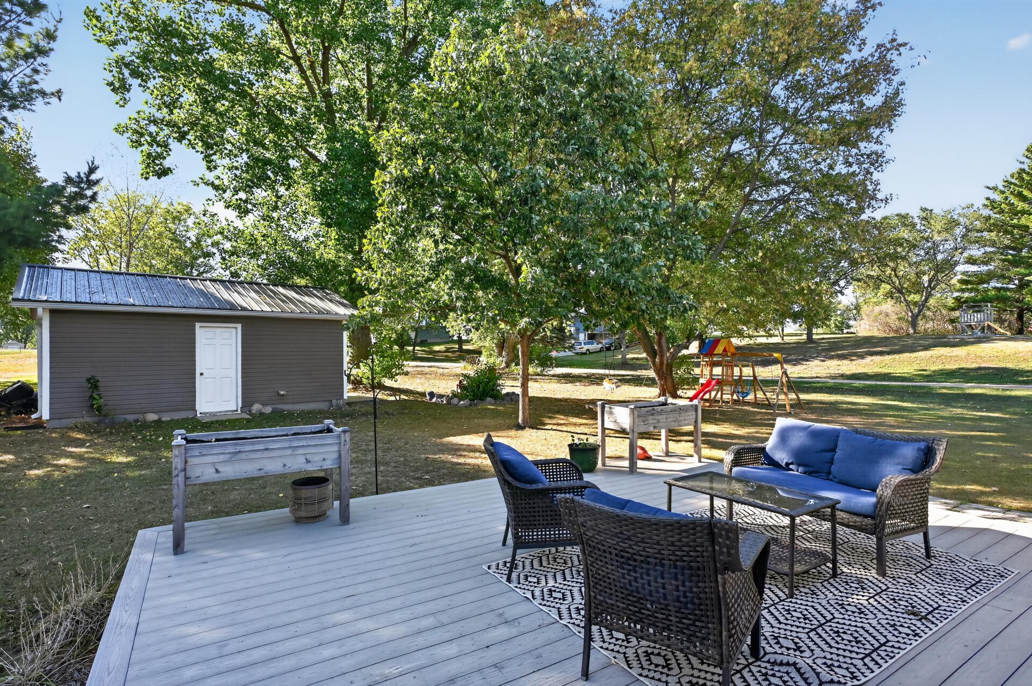 1998 single family home for sale at 1576 W Latoka Drive SW in Alexandria, MN — 4 bed, 2 bath (photo 51 of 58)